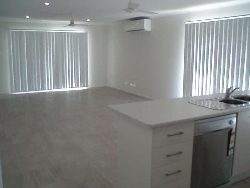 38 McLachlan Circuit, Willow Vale QLD 4209, Willow Vale - Thumbnail 5