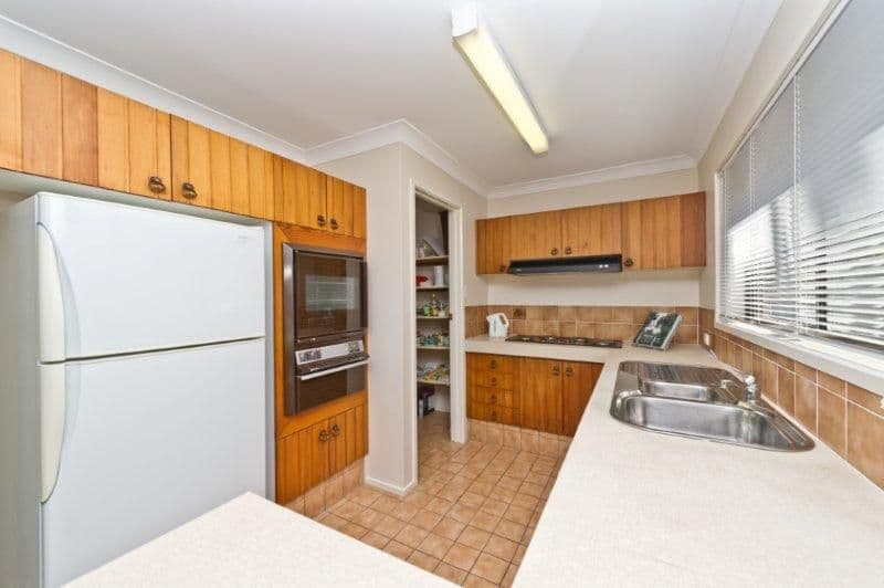 4 Kirribilli Court, ROBINA QLD 4226, Robina - Thumbnail 4