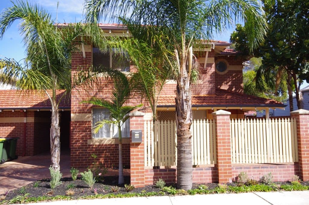 291 Railway Parade, MAYLANDS WA 6051, Maylands - Image 1