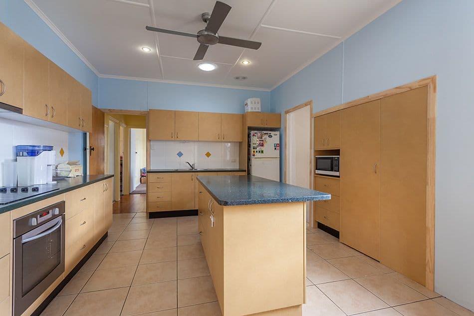 1 Farquharson Street, Harristown QLD 4350, Harristown - Thumbnail 4