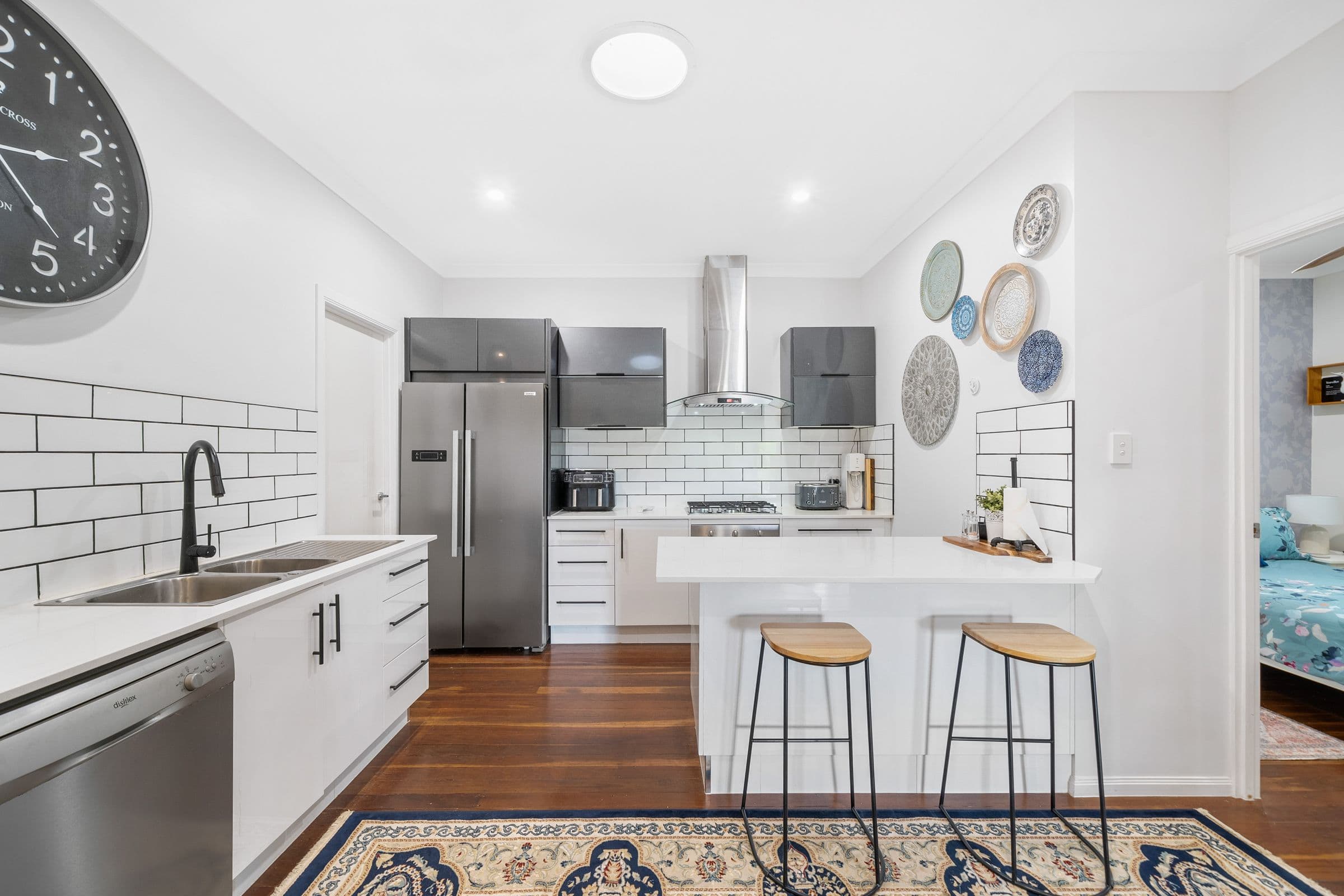 27 Rock Street, Scarborough QLD 4020, Scarborough - Thumbnail 5