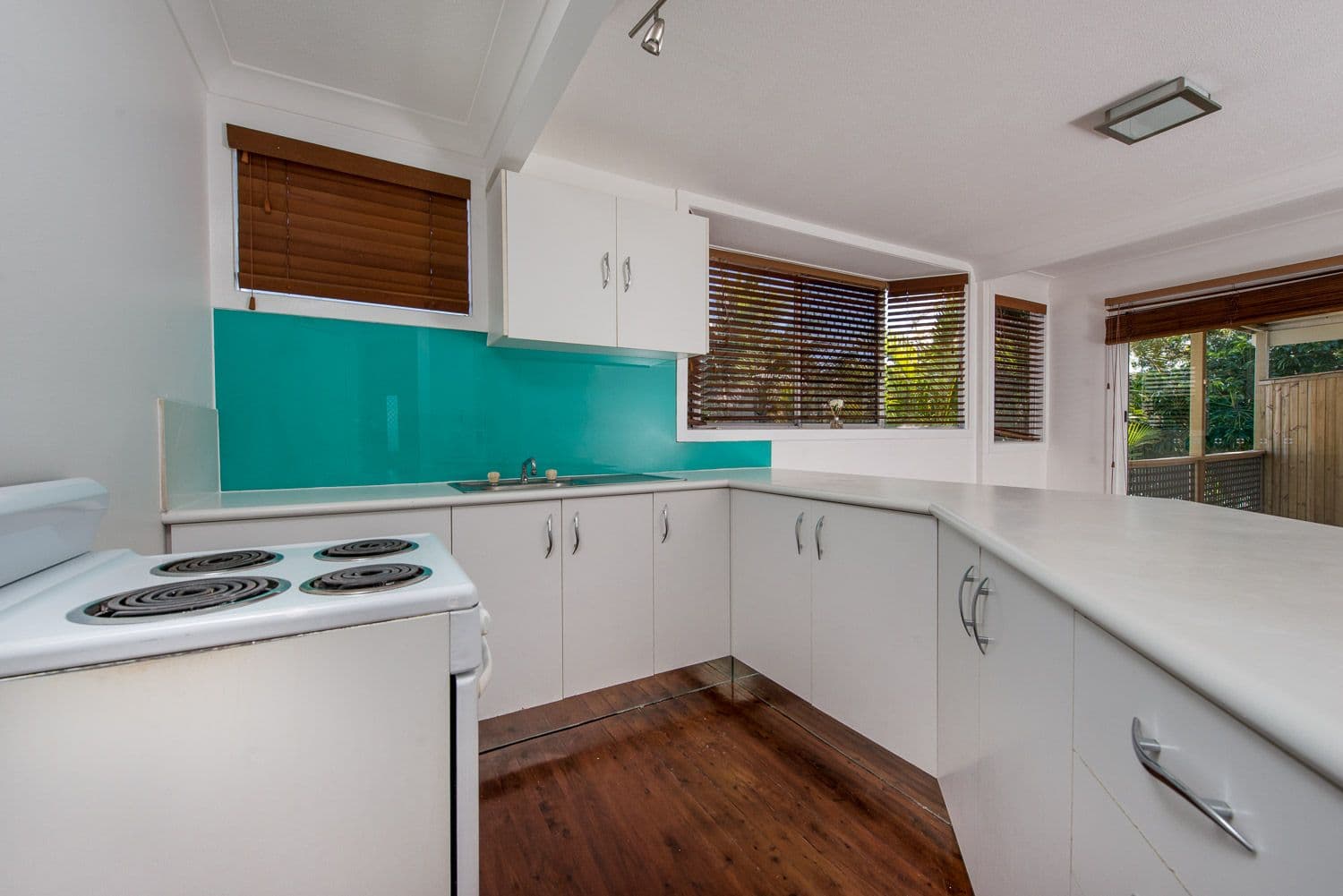 41 Murlong Crescent, Palm Beach QLD 4221, Palm Beach - Thumbnail 4