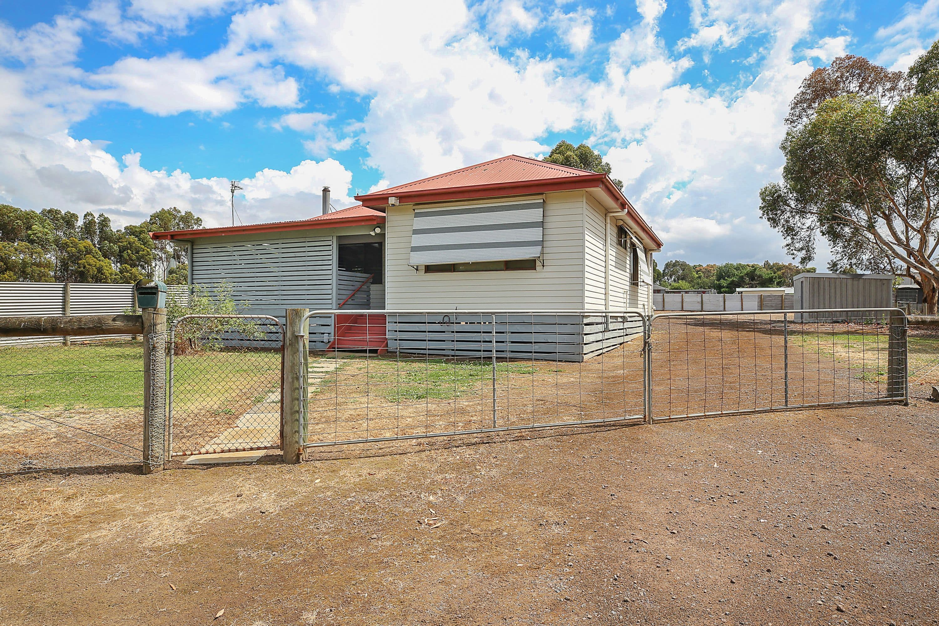 15 Camperdown Lismore Road, Lismore VIC 3324, Lismore - Image 1