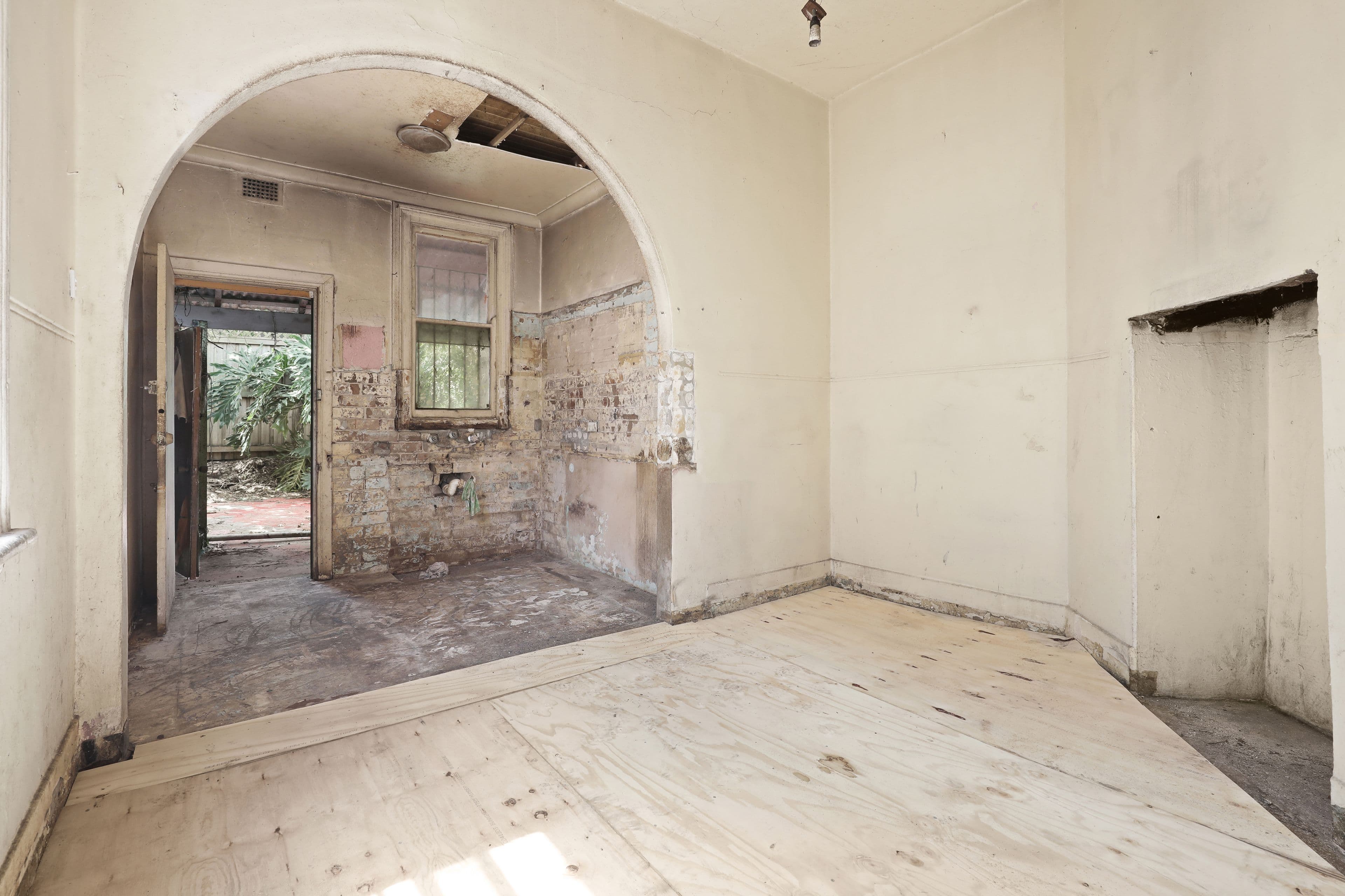 12 Juliett Street, Enmore - Thumbnail 3
