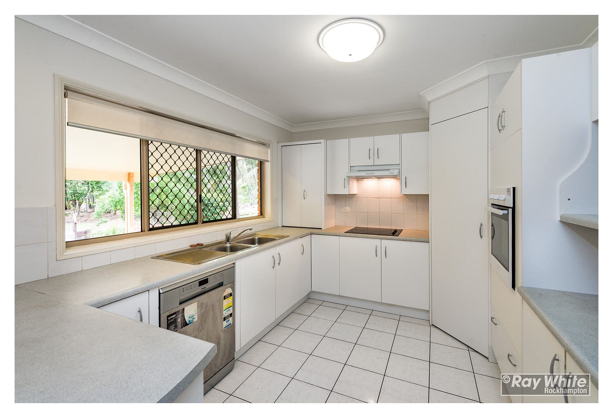 42 Schlencker Drive, Glenlee QLD 4711, Glenlee - Thumbnail 2