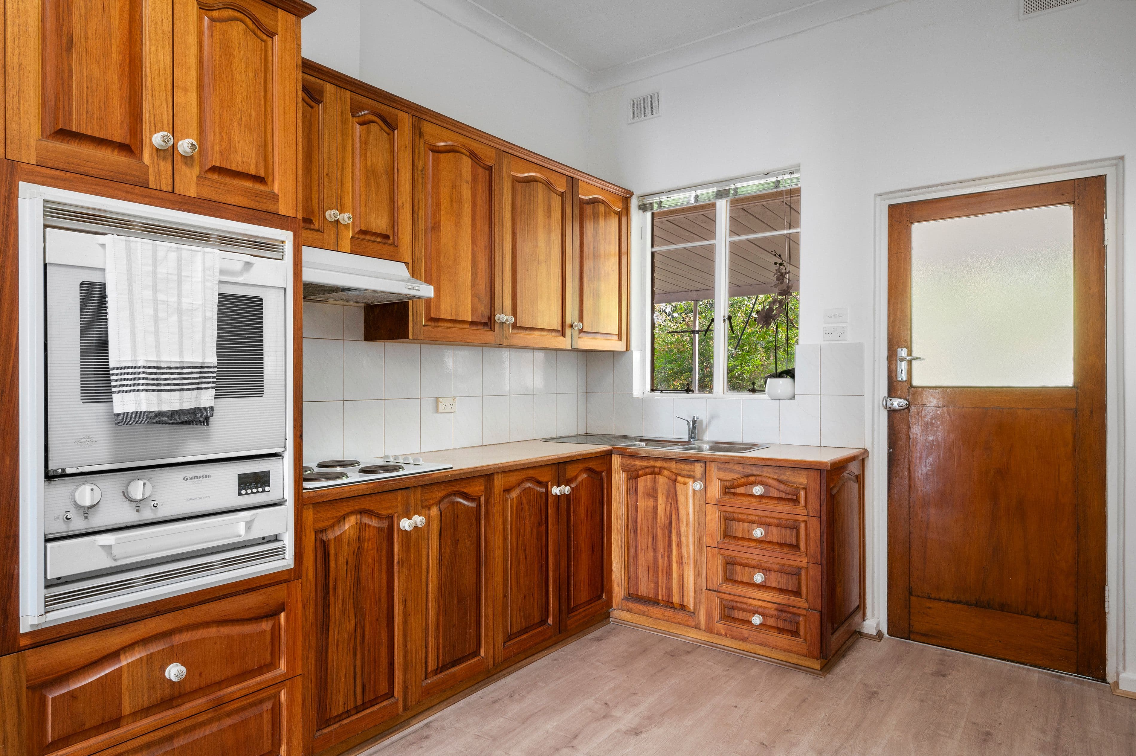 12 Barnett Avenue, Glynde SA 5070, Glynde - Thumbnail 7