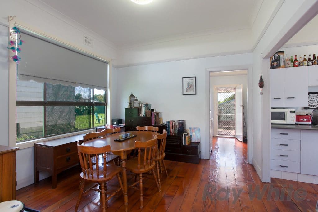 5 Vera Street, WARATAH NSW 2298, Waratah West - Thumbnail 4