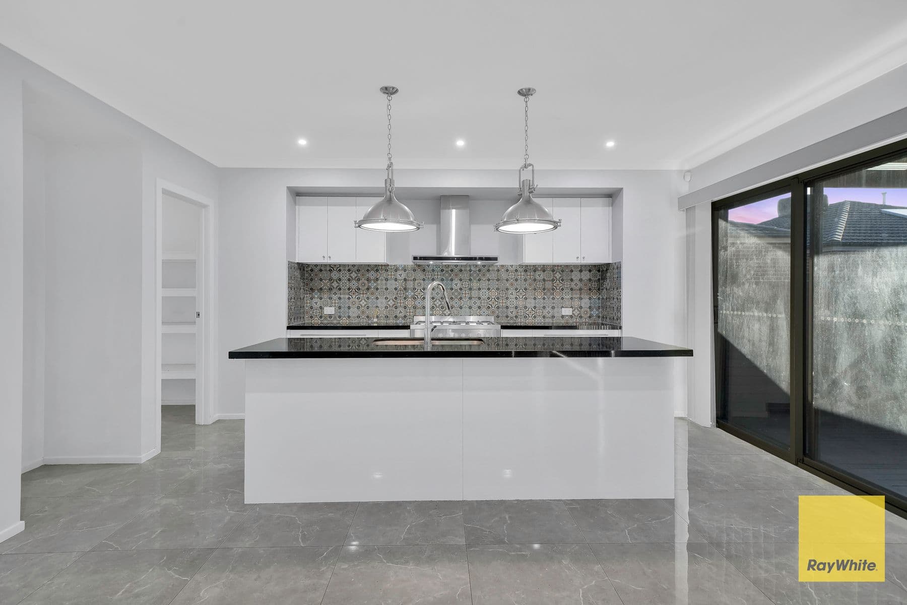 14 Nightfall Way, Tarneit VIC 3029, Tarneit - Thumbnail 5