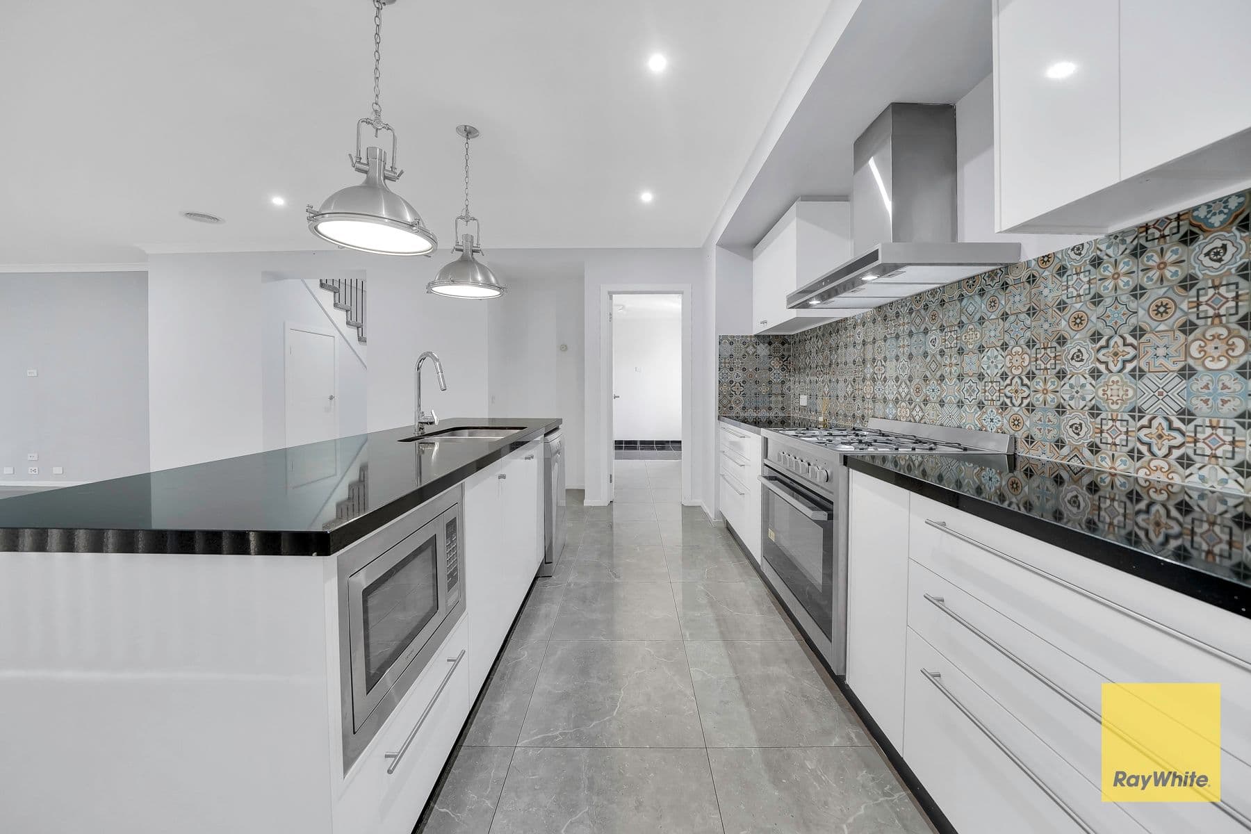 14 Nightfall Way, Tarneit VIC 3029, Tarneit - Thumbnail 6