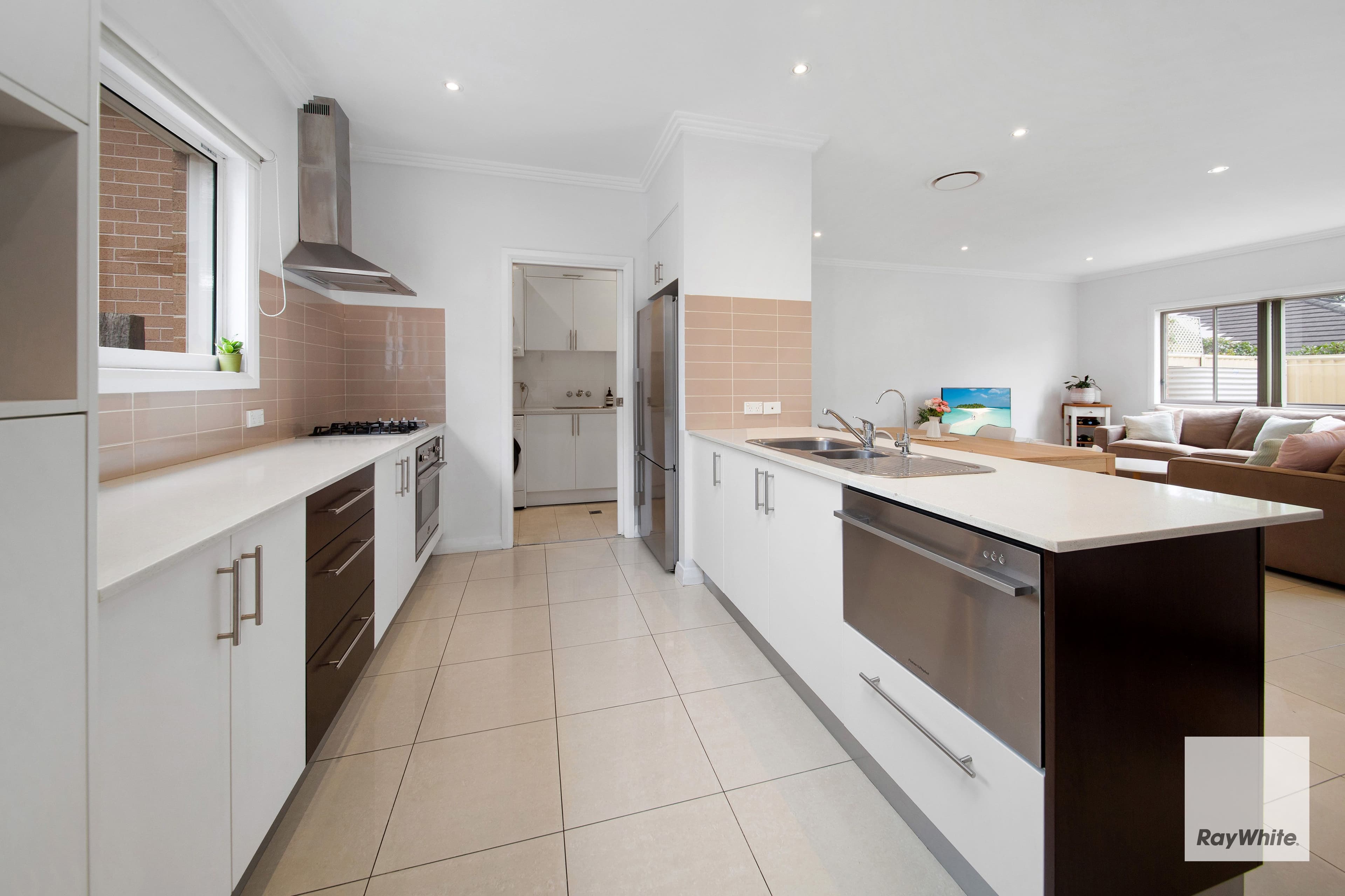 1 Combara Avenue, Caringbah NSW 2229, Caringbah - Thumbnail 3