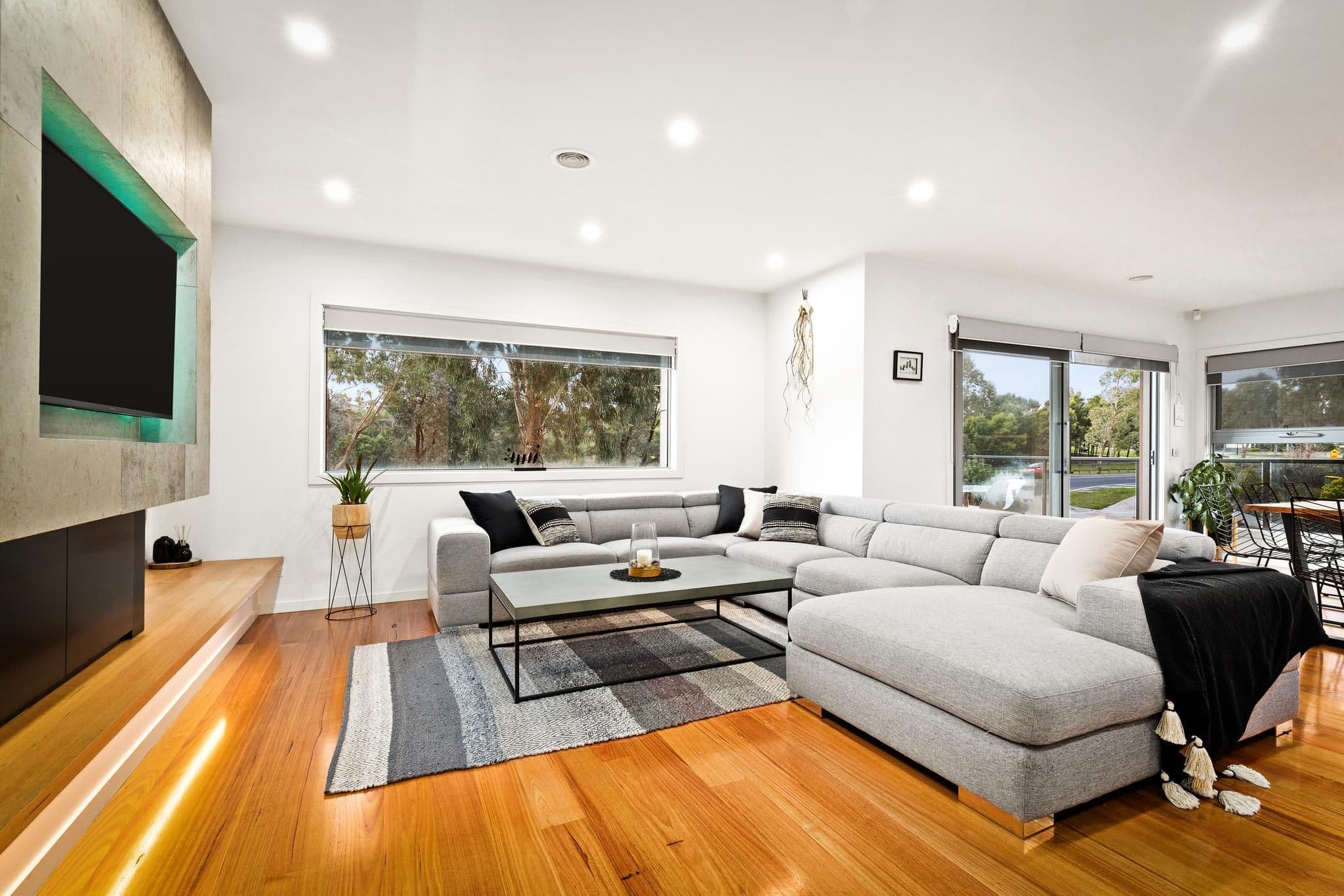 8 Superior Waters, Pakenham VIC 3810, Pakenham - Thumbnail 2