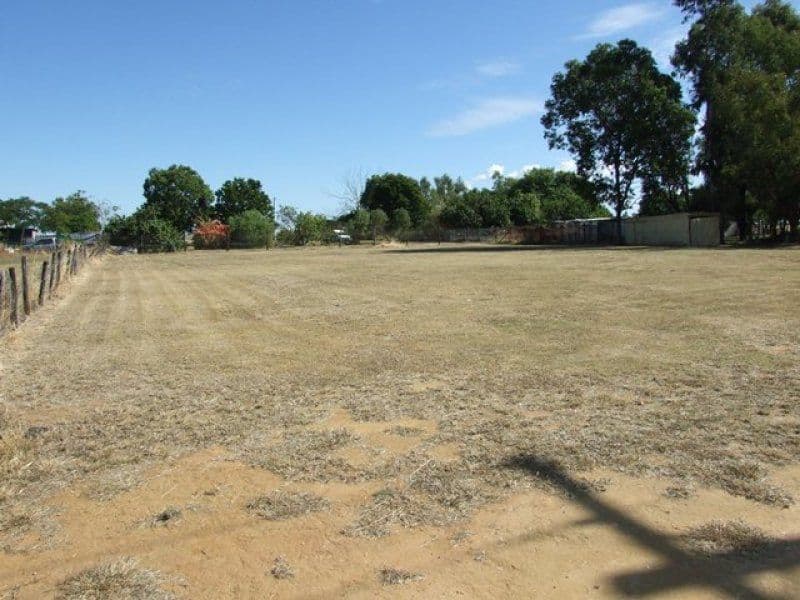 10 Acacia Street, BLACKALL QLD 4472, Blackall - Image 1