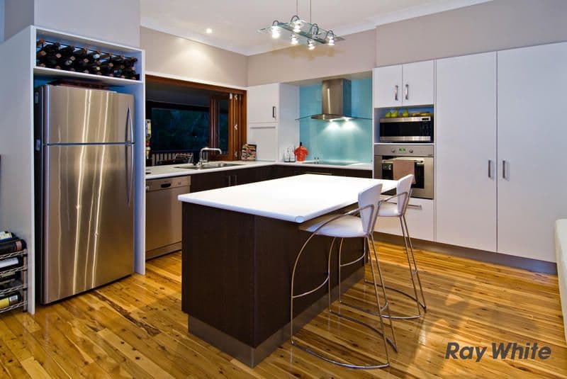 8 Alrex Street, EVERTON HILLS QLD 4053, Everton Hills - Thumbnail 4