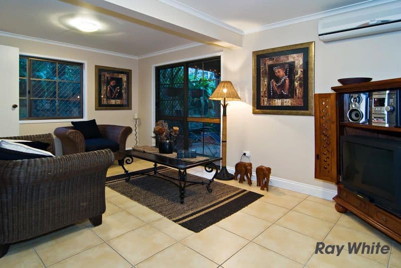 8 Alrex Street, EVERTON HILLS QLD 4053, Everton Hills - Thumbnail 7