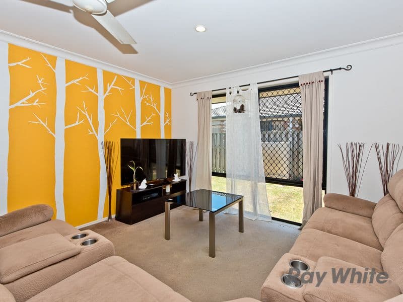 1 Peppermint Court, Bracken Ridge QLD 4017, Bracken Ridge - Thumbnail 2
