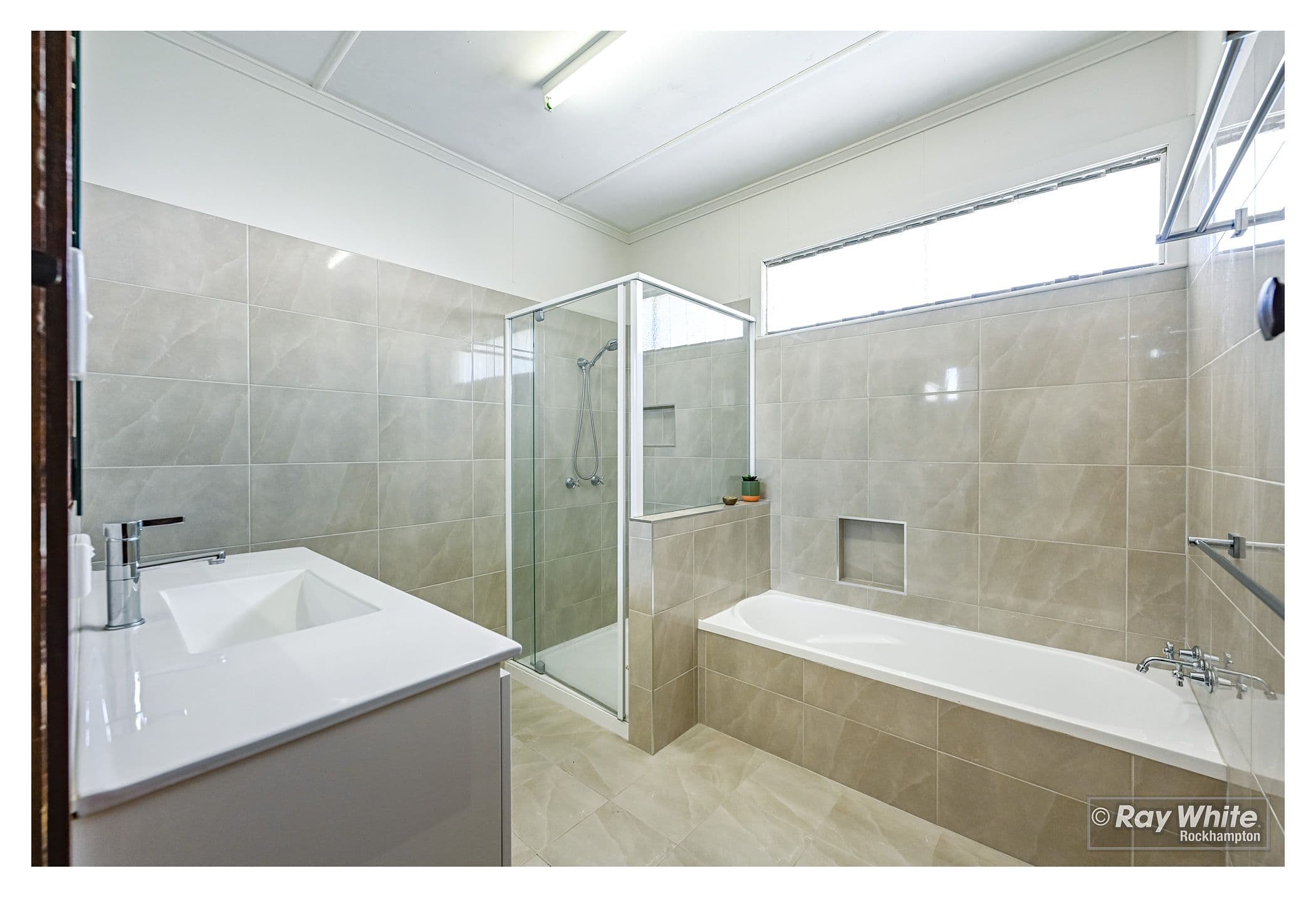 251 Hook Street, Berserker QLD 4701, Berserker - Thumbnail 5
