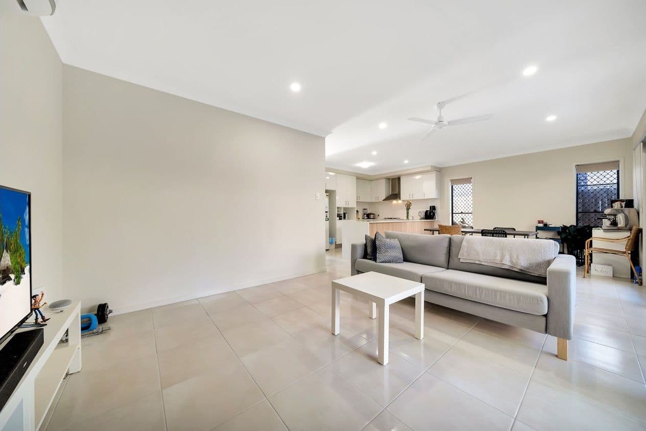 128 Chesterfield Crescent, Kuraby QLD 4112, Kuraby - Thumbnail 3