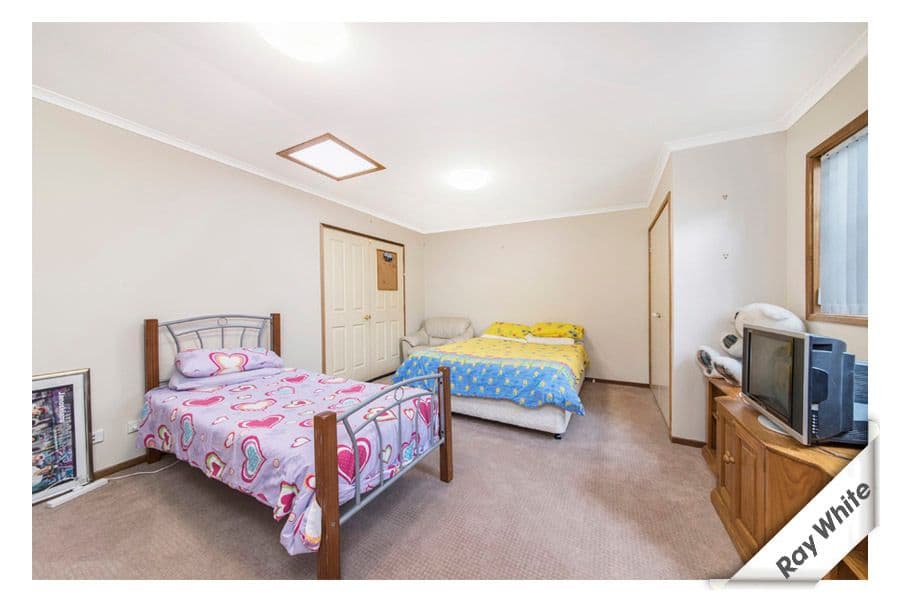 9 Mackney Place, Gordon ACT 2906, Gordon - Thumbnail 2