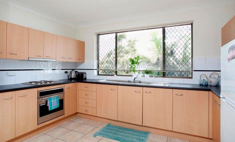 33 Hawthorne Street, WOOLLOONGABBA QLD 4102, Woolloongabba - Thumbnail 2