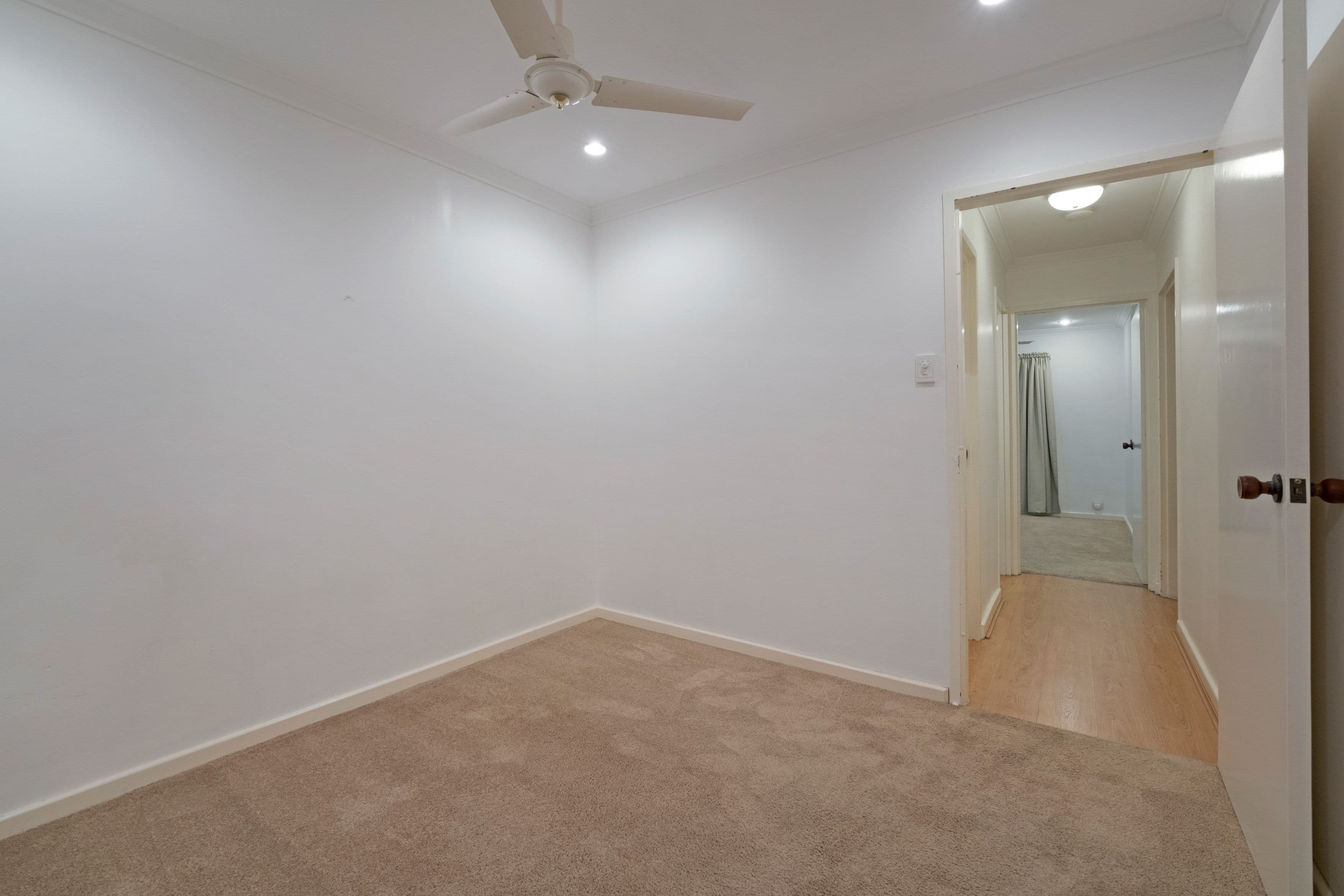 211 Labouchere Road, Como WA 6152, Como - Thumbnail 4
