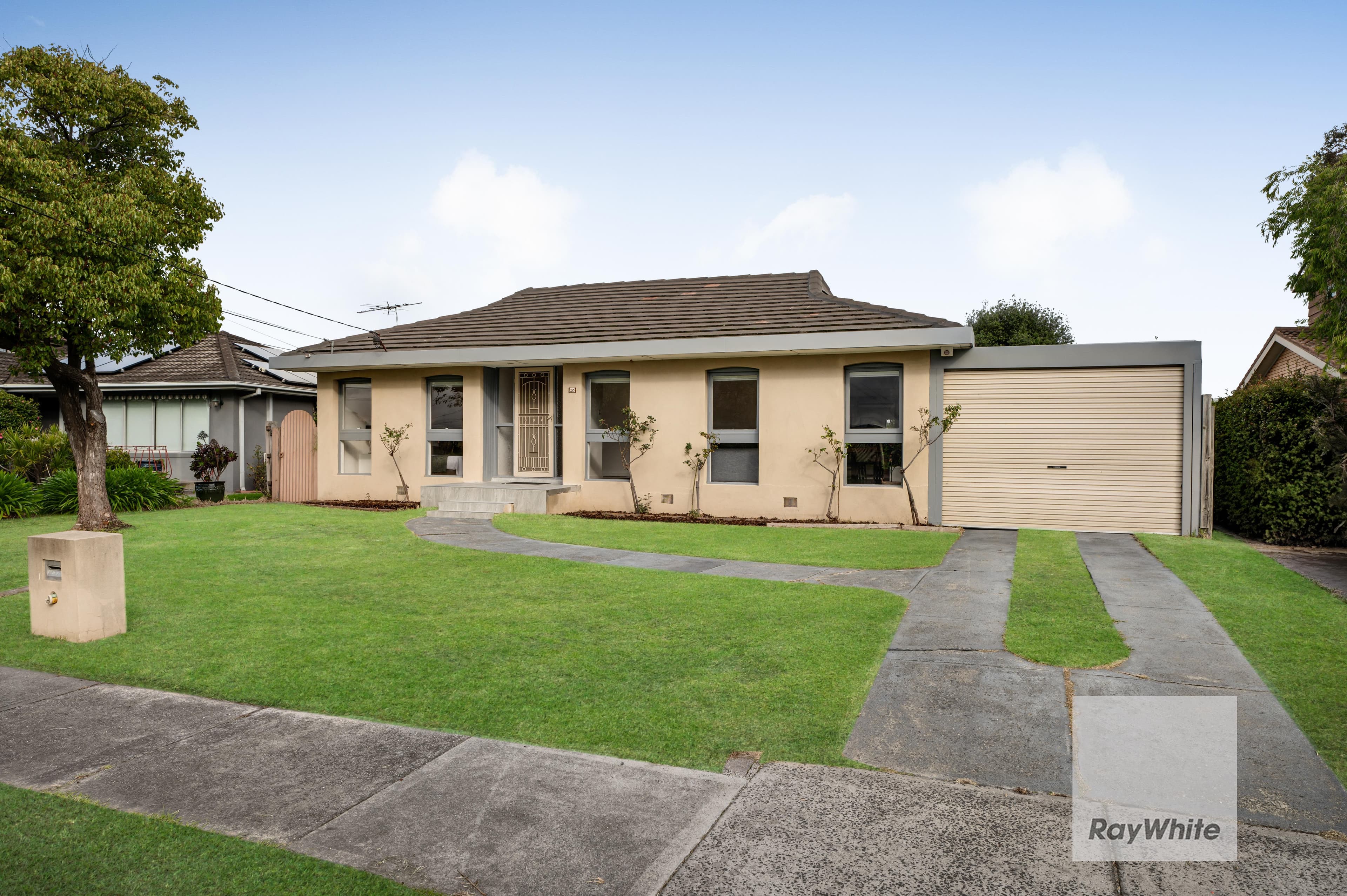 20 Burnleigh Drive, Gladstone Park VIC 3043, Gladstone Park - Image 1