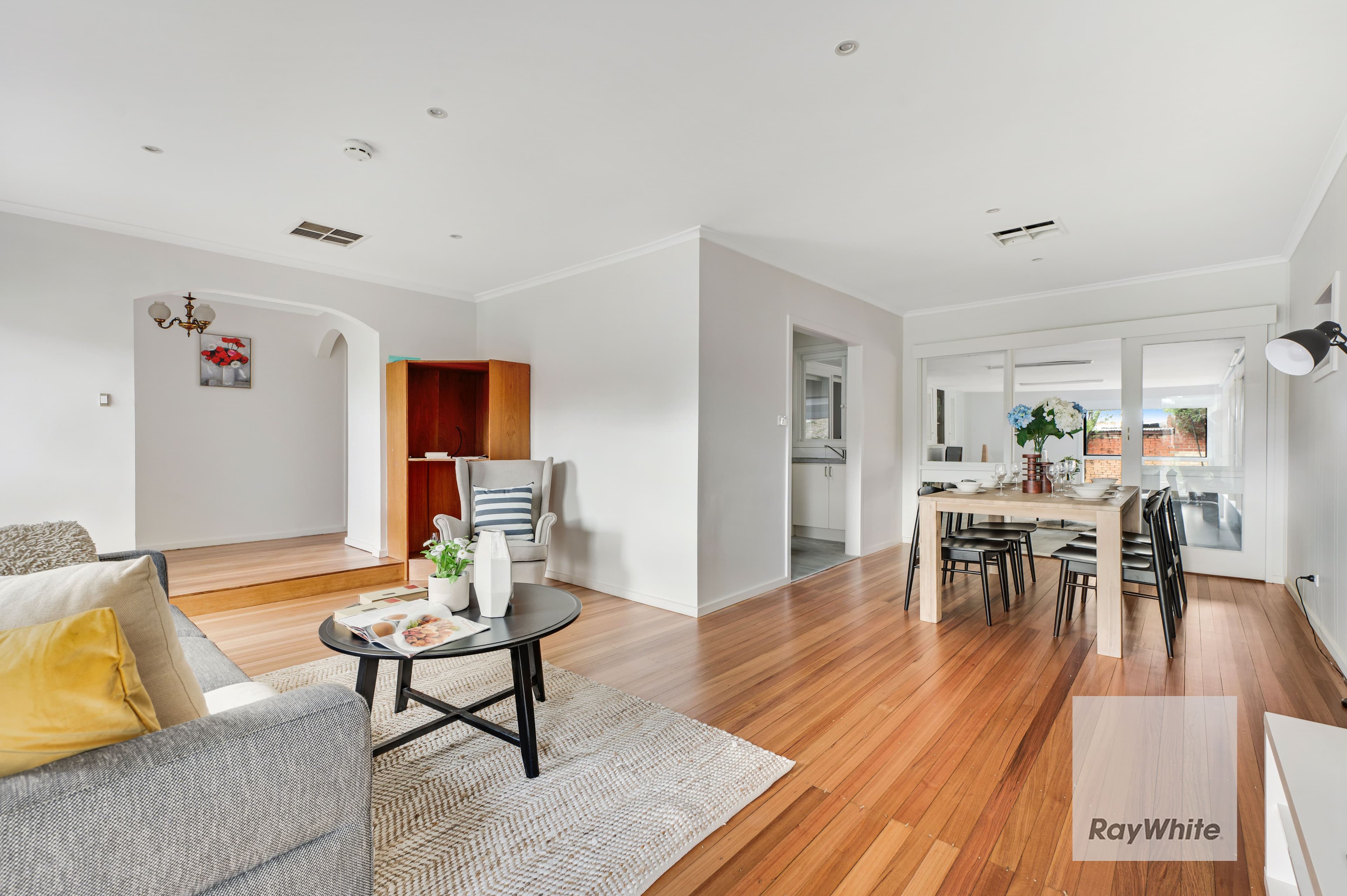 20 Burnleigh Drive, Gladstone Park VIC 3043, Gladstone Park - Thumbnail 4