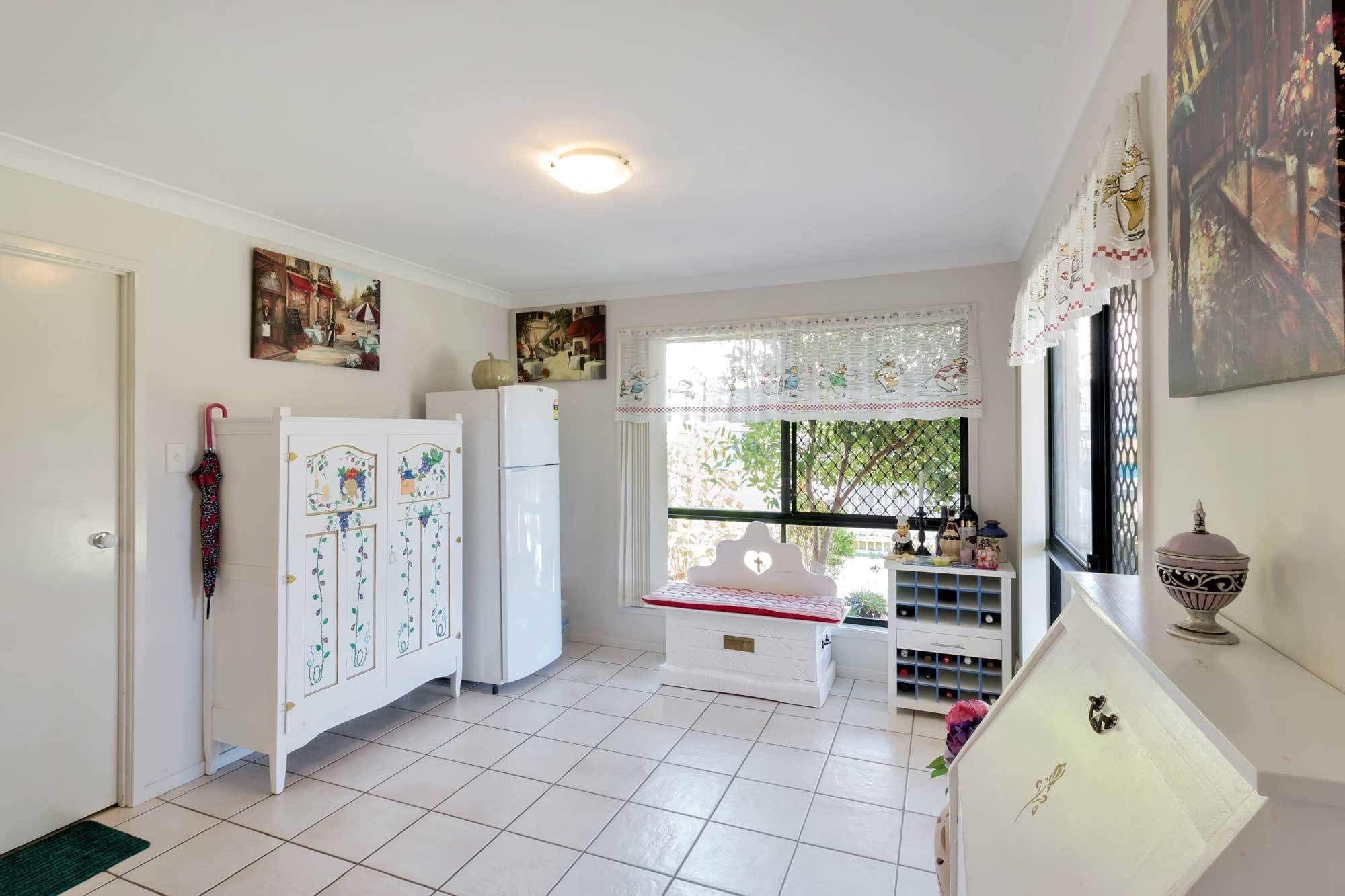 40 Paul Drive, Regents Park QLD 4118, Regents Park - Thumbnail 5