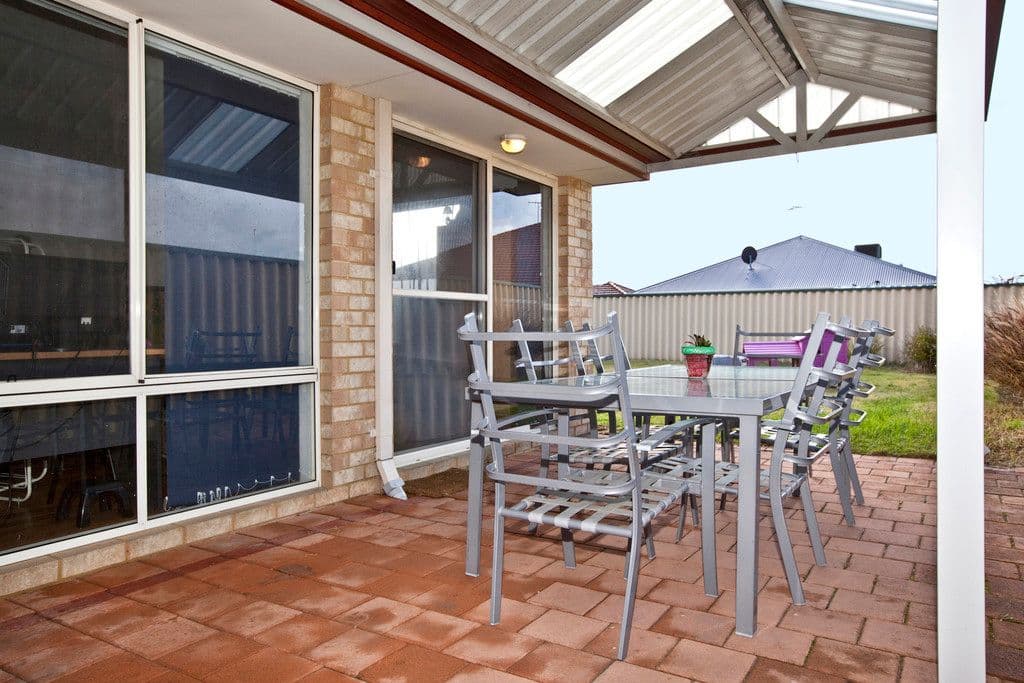 6 Edgebaston Crescent, PORT KENNEDY WA 6172, Port Kennedy - Thumbnail 2