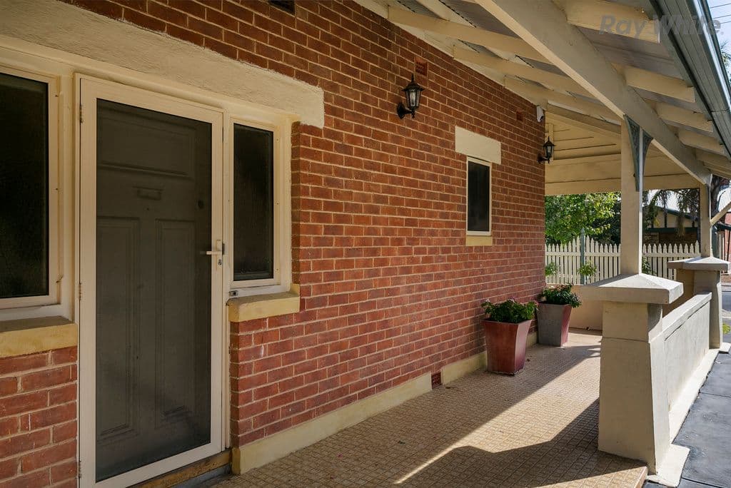 8 Garland Street, Glandore SA 5037, Glandore - Thumbnail 2