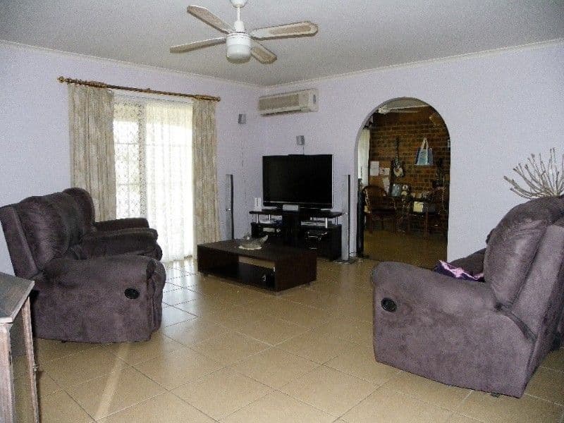 6 Newline Court, LOGANLEA QLD 4131, Loganlea - Thumbnail 3