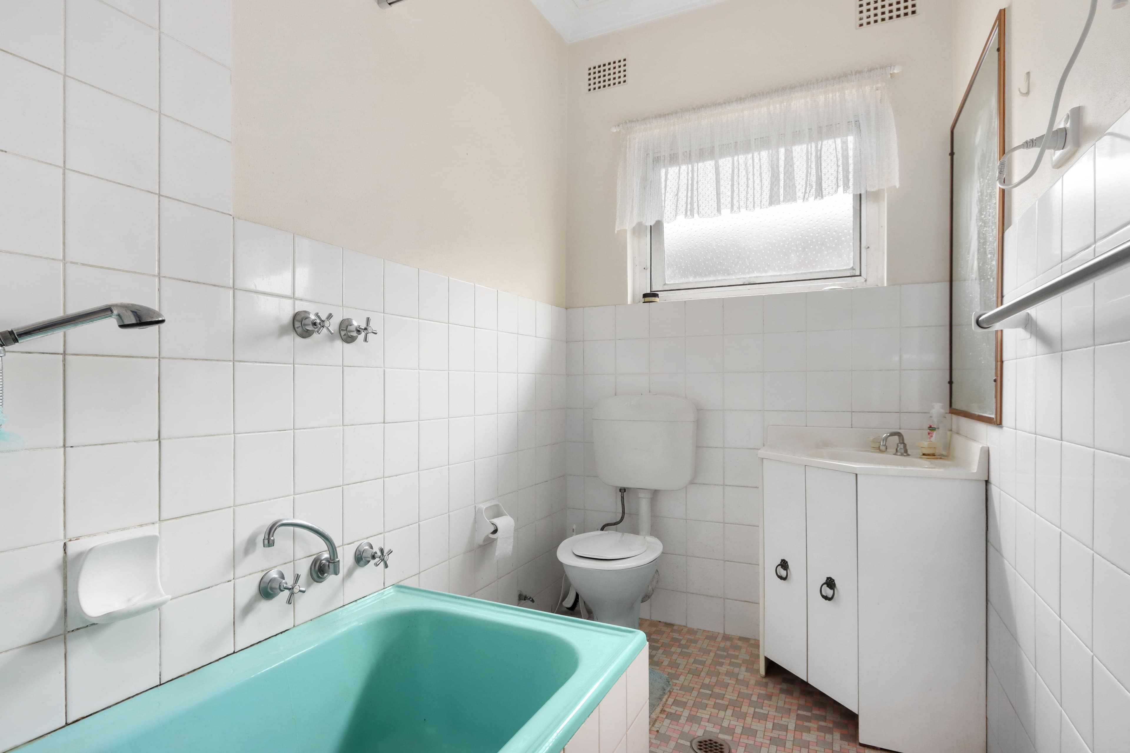 27 Oxley Avenue, Jannali NSW 2226, Jannali - Thumbnail 6