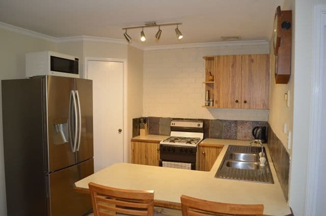 18 Magellan Road, Springwood QLD 4127, Springwood - Thumbnail 2