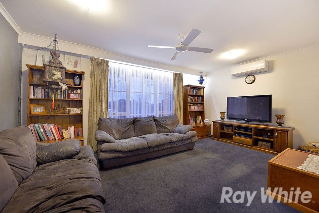 5 Emu Road, Sunbury - Thumbnail 2