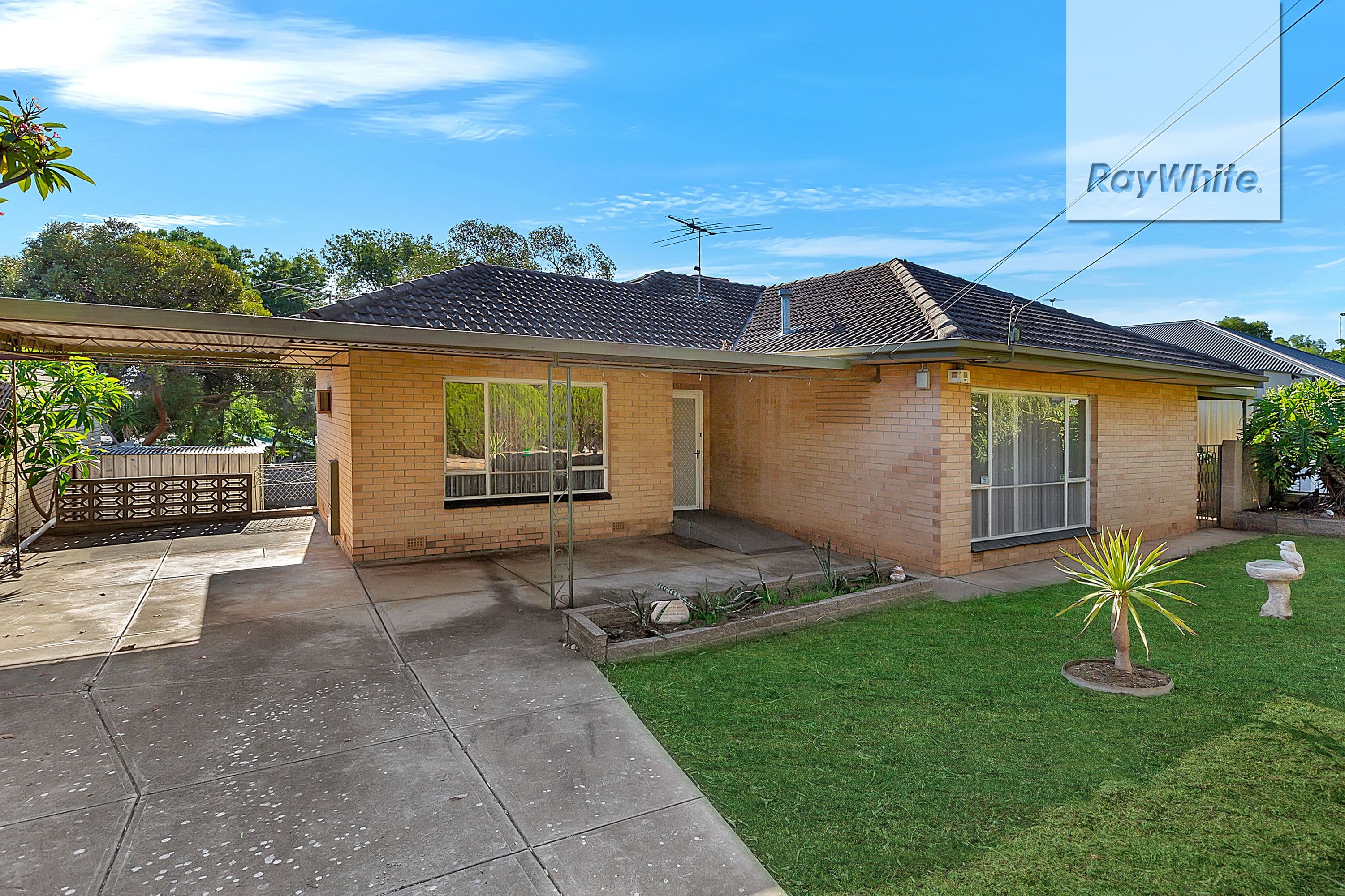 6 Goodwin Court, Para Hills SA 5096, Para Hills - Image 1