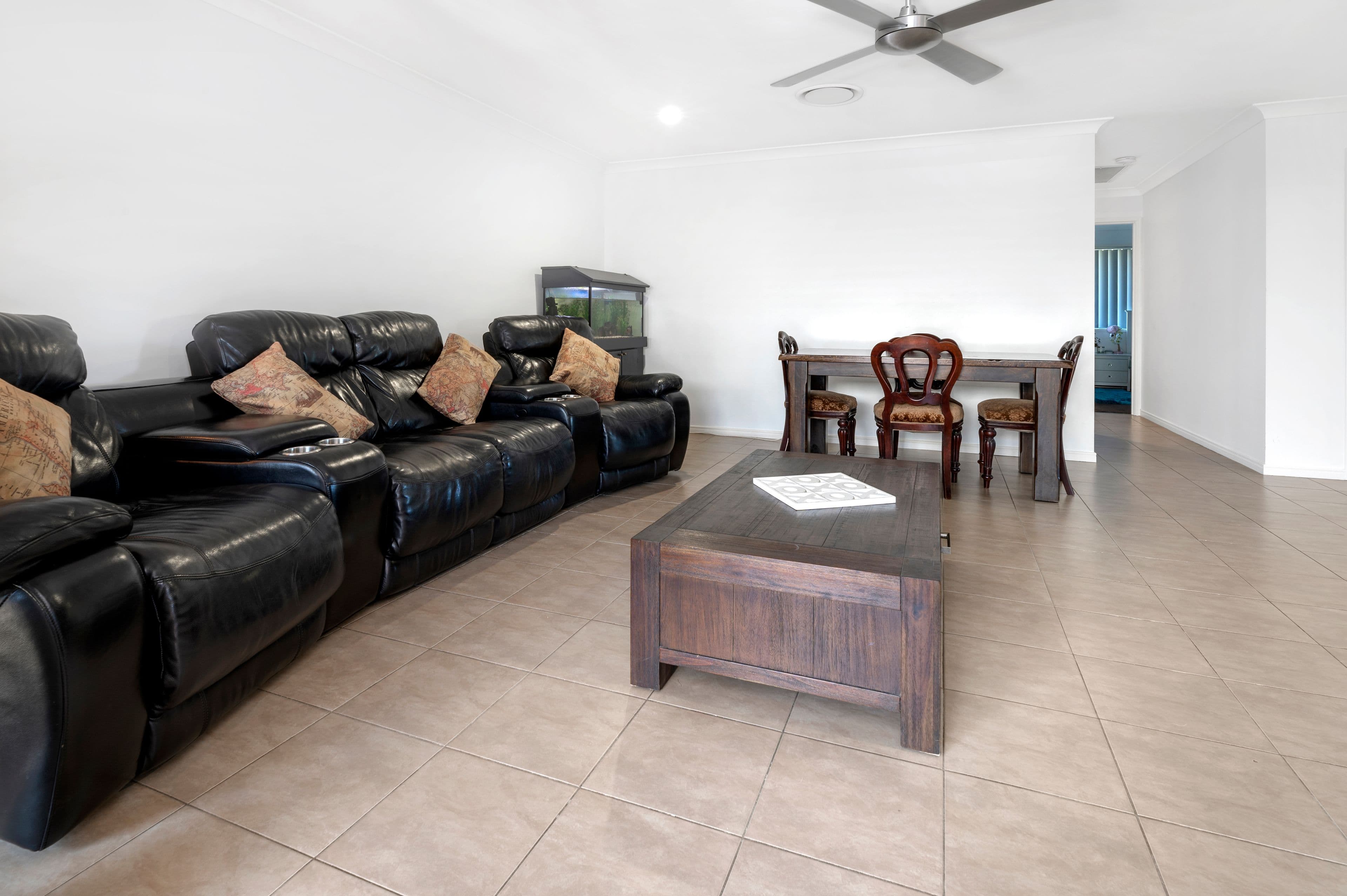 1 Cranberrie Crescent, Pimpama QLD 4209, Pimpama - Thumbnail 6