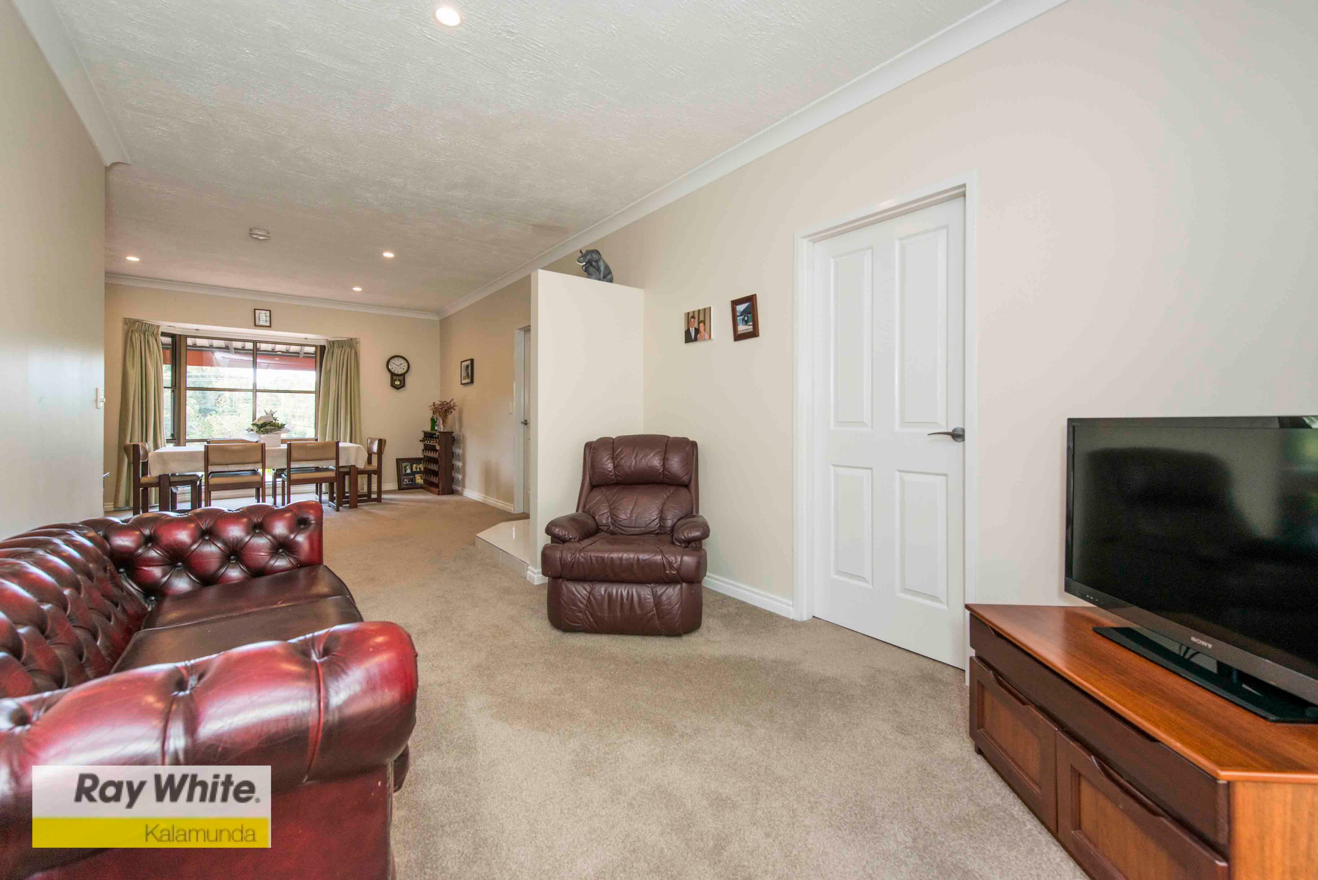 76 Chislehurst Road, Lesmurdie WA 6076, Lesmurdie - Thumbnail 6