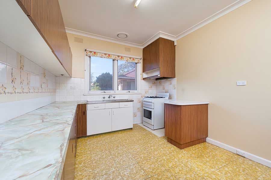 4 Martha Court, Craigieburn VIC 3064, Craigieburn - Thumbnail 3