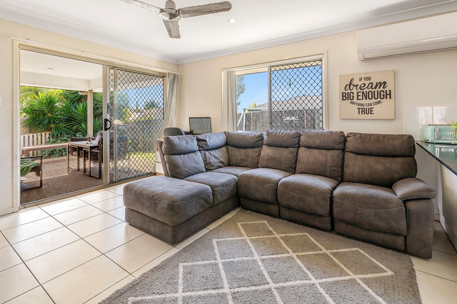 32 Carpenters Drive, Coomera QLD 4209, Coomera - Thumbnail 4