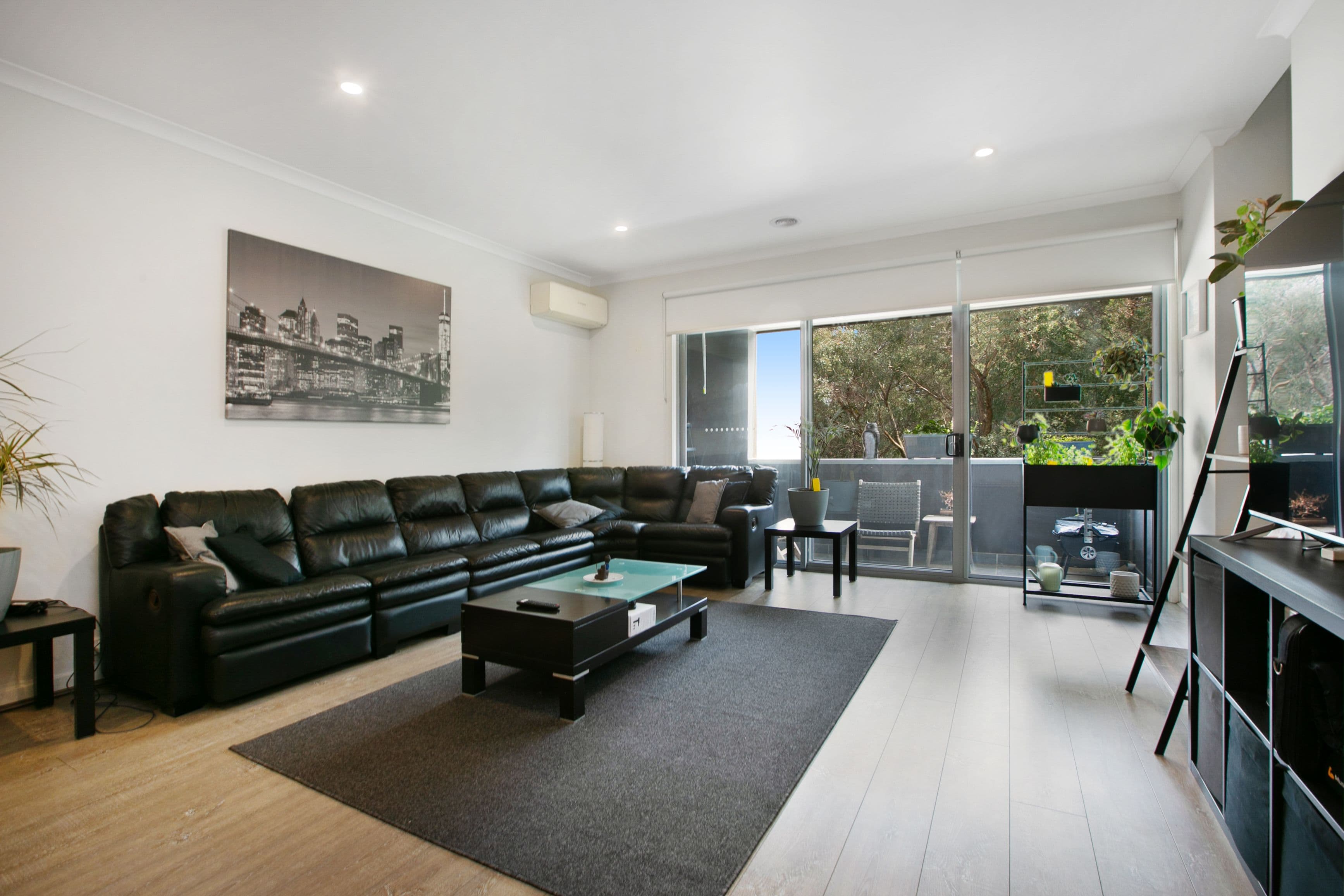 5 Image Walk, Coburg North VIC 3058, Coburg North - Image 1