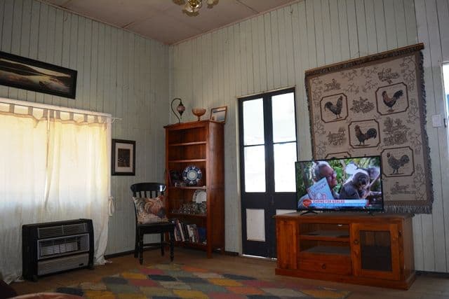 70 Rose Street, Blackall QLD 4472, Blackall - Thumbnail 2