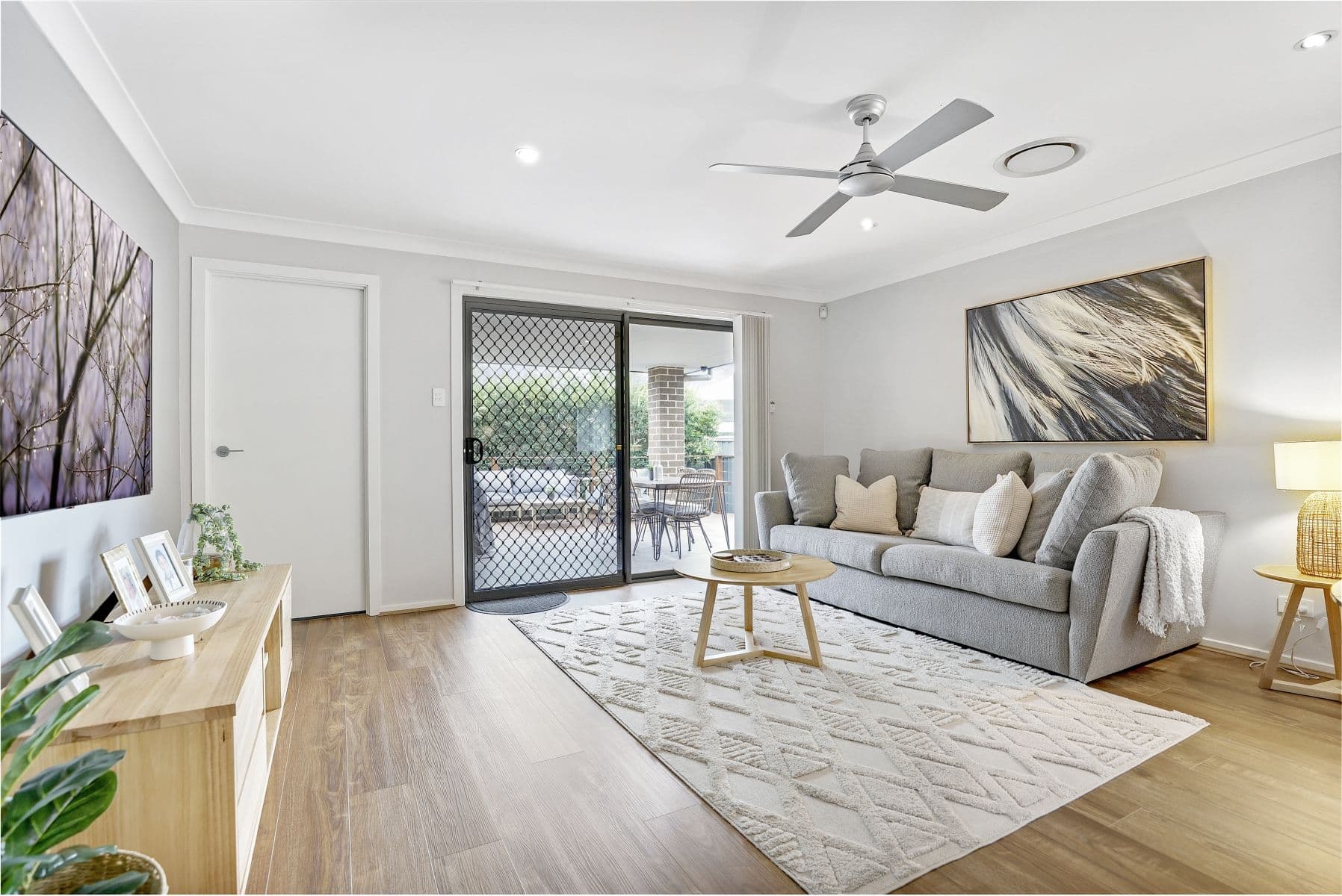 28 Jubilee Drive, JORDAN SPRINGS NSW 2747, Jordan Springs - Thumbnail 2