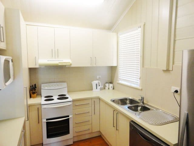 3 Trevethan Street, Mount Lofty QLD 4350, Mount Lofty - Thumbnail 6