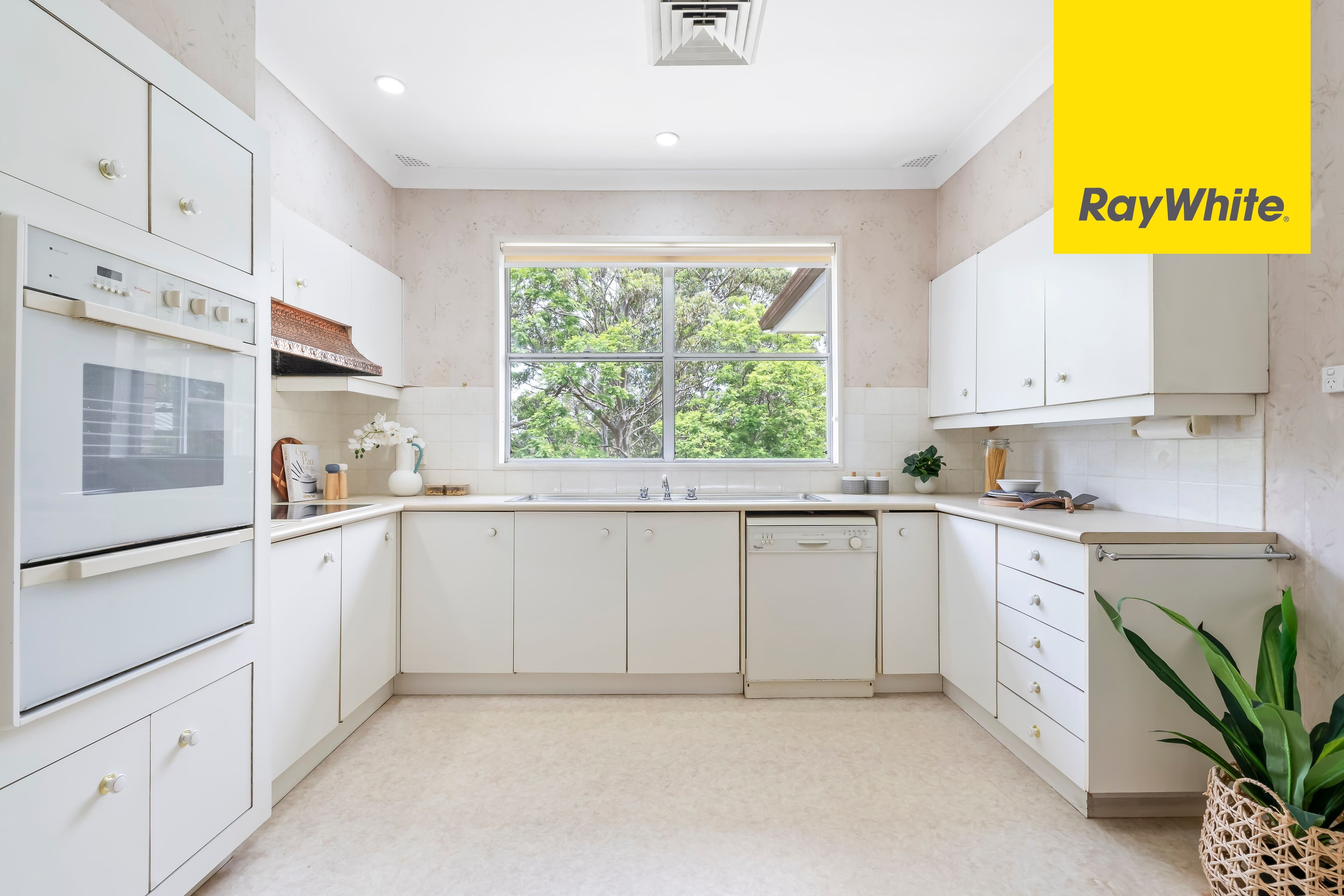 6 Hillside Crescent, Epping NSW 2121, Epping - Thumbnail 5