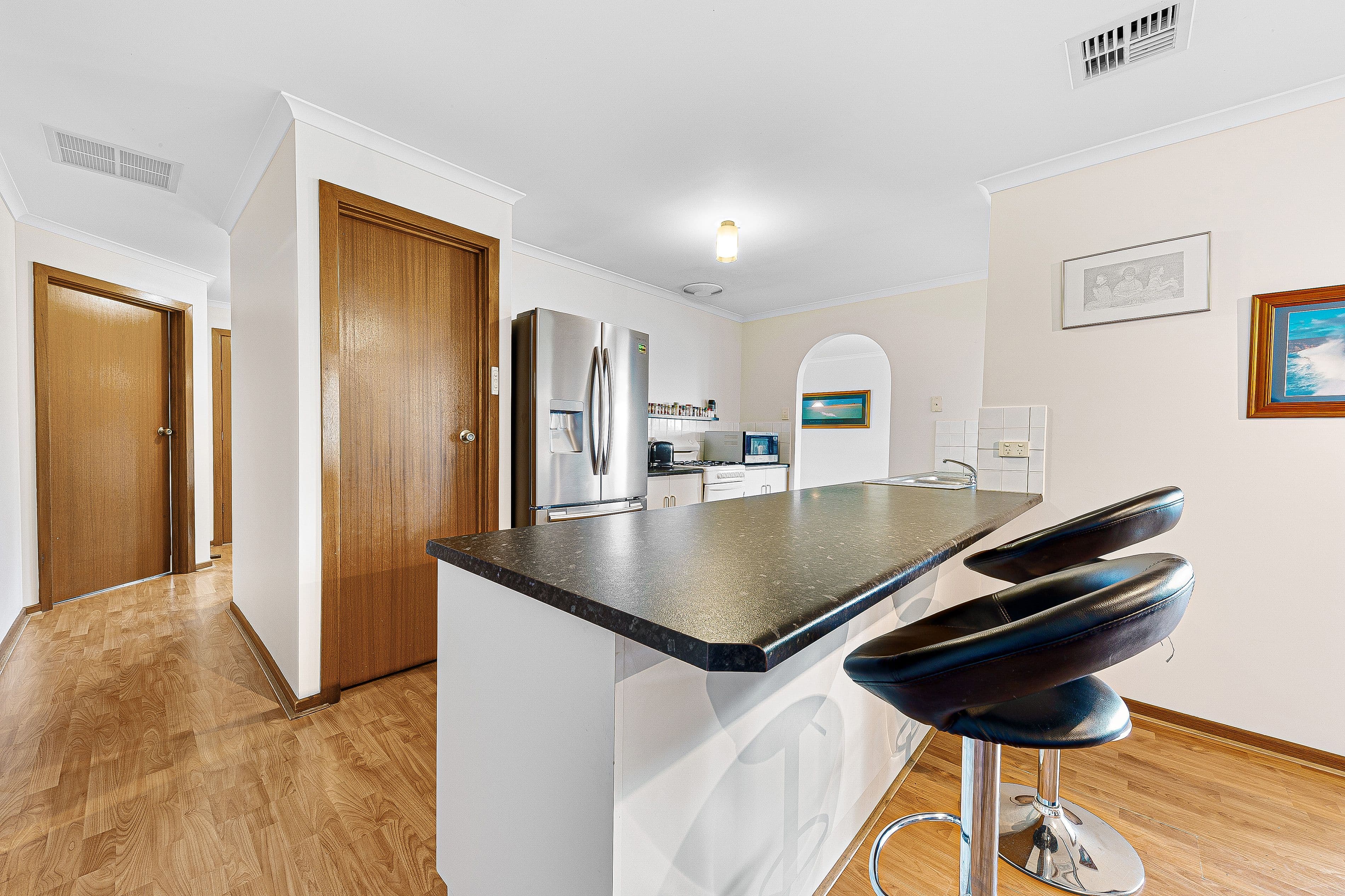 15 Lindsay Avenue, Valley View SA 5093, Valley View - Thumbnail 7