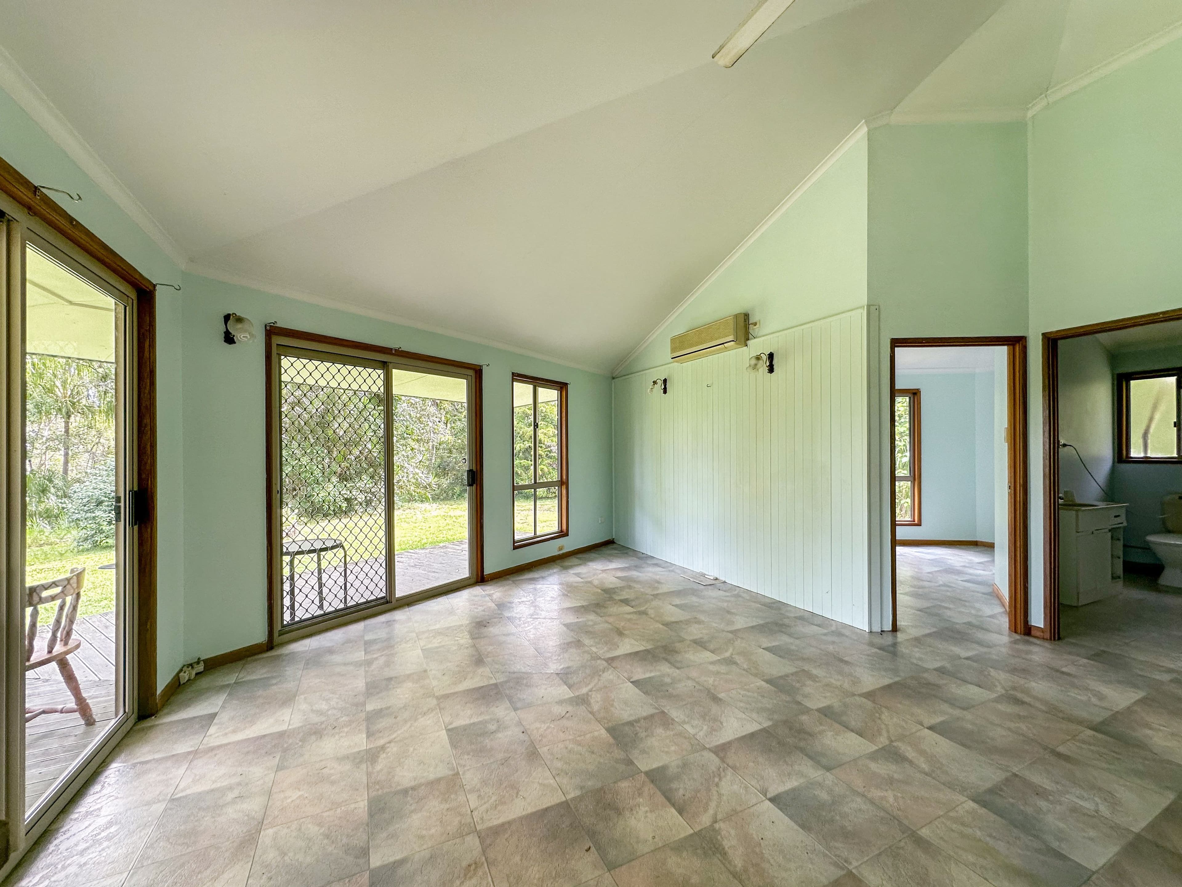 384 Eversleigh Road, Alligator Creek QLD 4740, Alligator Creek - Thumbnail 6