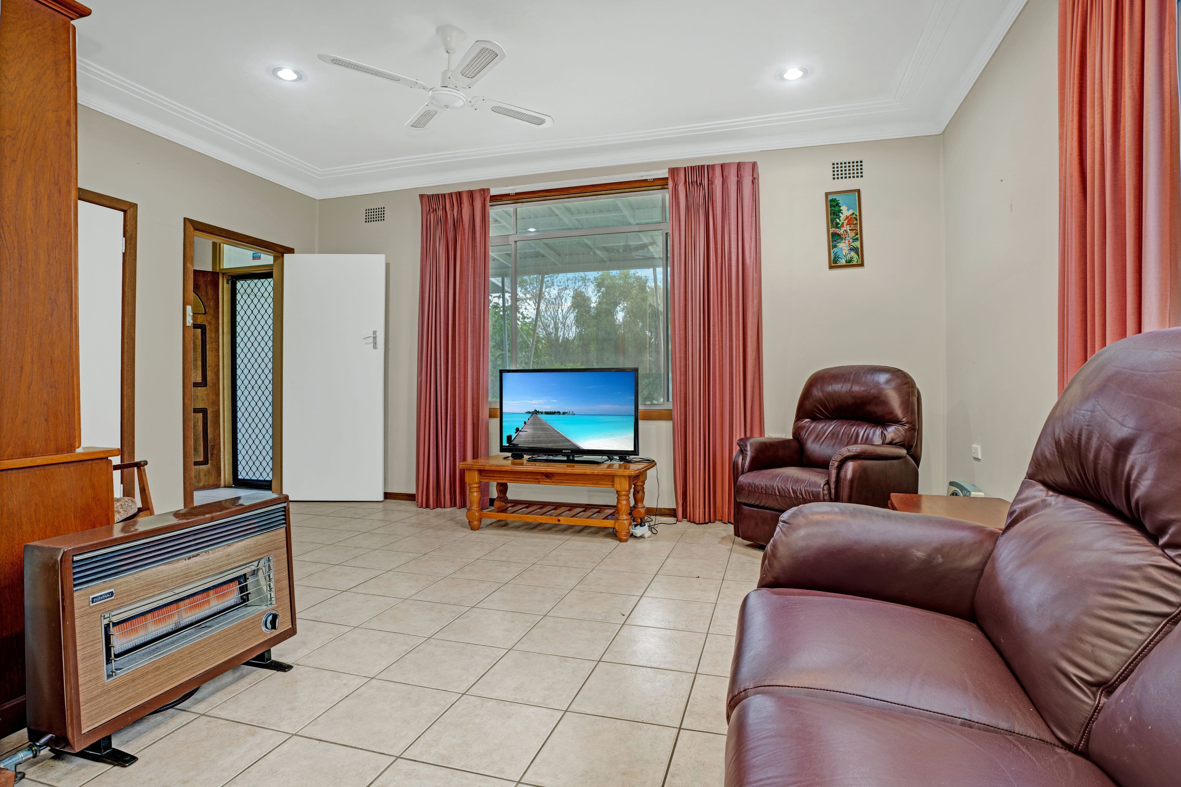 2 Crest Avenue, North Nowra NSW 2541, North Nowra - Thumbnail 5