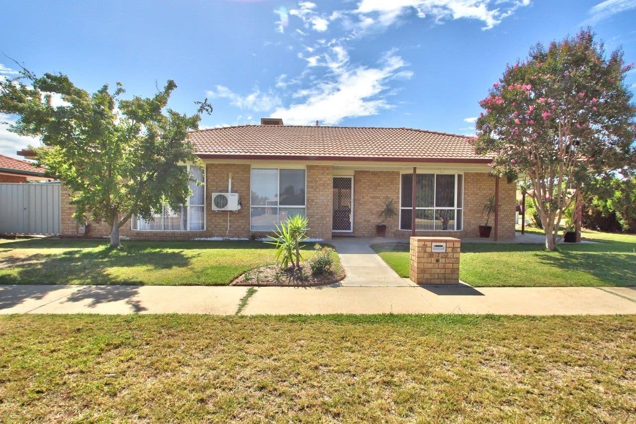 7 Cornish Street, Cobram VIC 3644, Cobram - Thumbnail 2