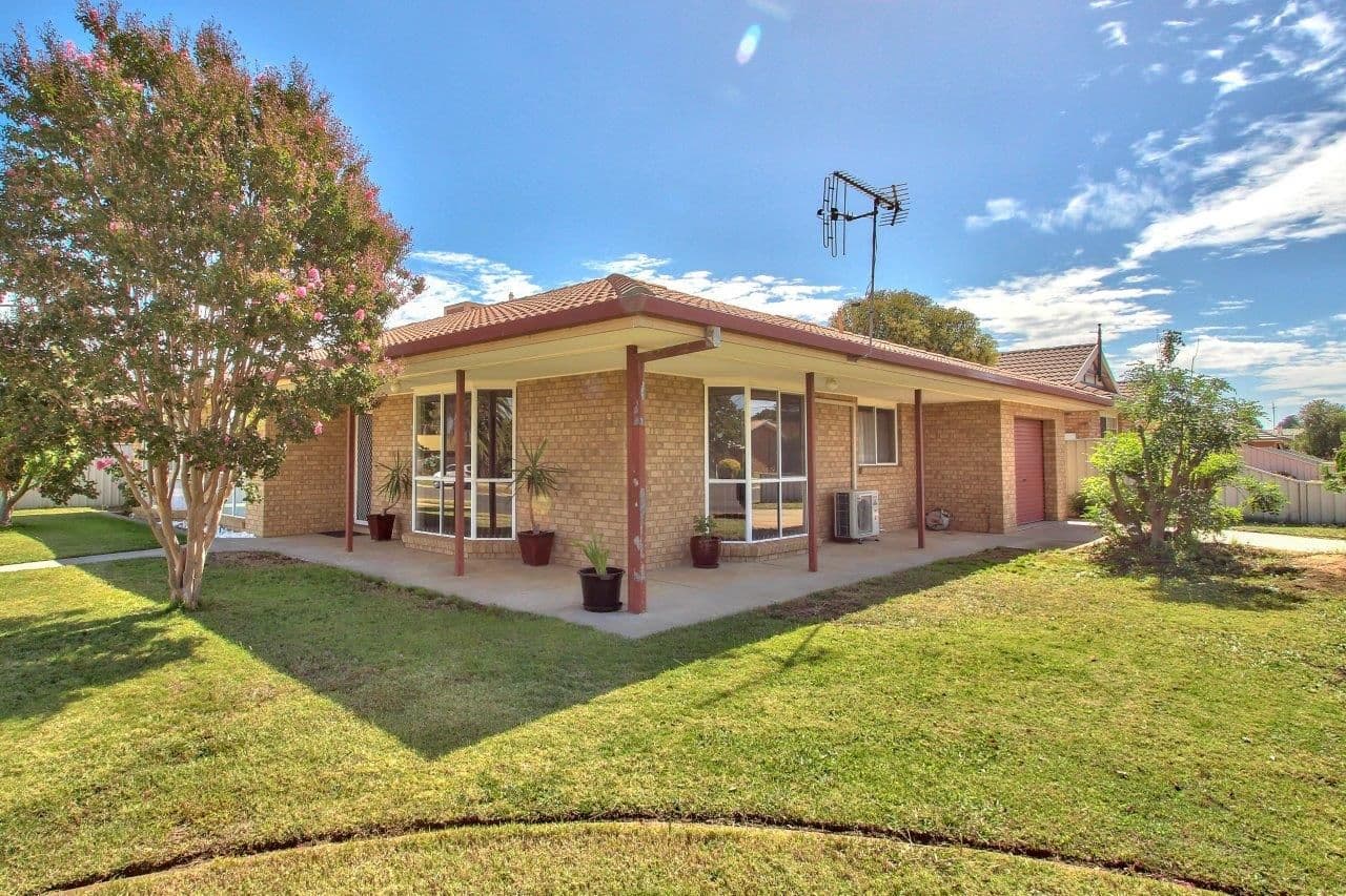 7 Cornish Street, Cobram VIC 3644, Cobram - Thumbnail 3