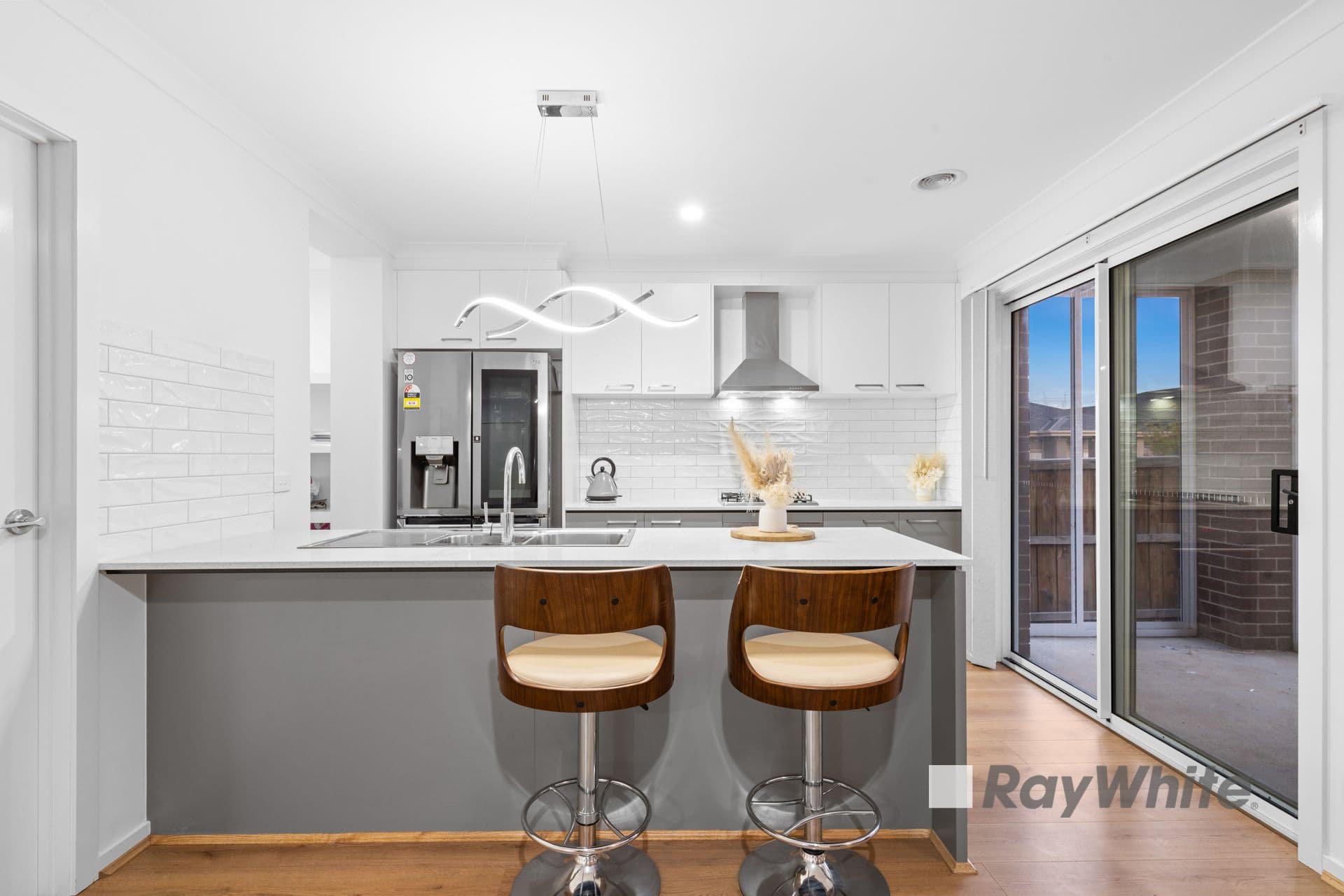 53 Plymouth Boulevard, Clyde North VIC 3978, Clyde North - Thumbnail 2