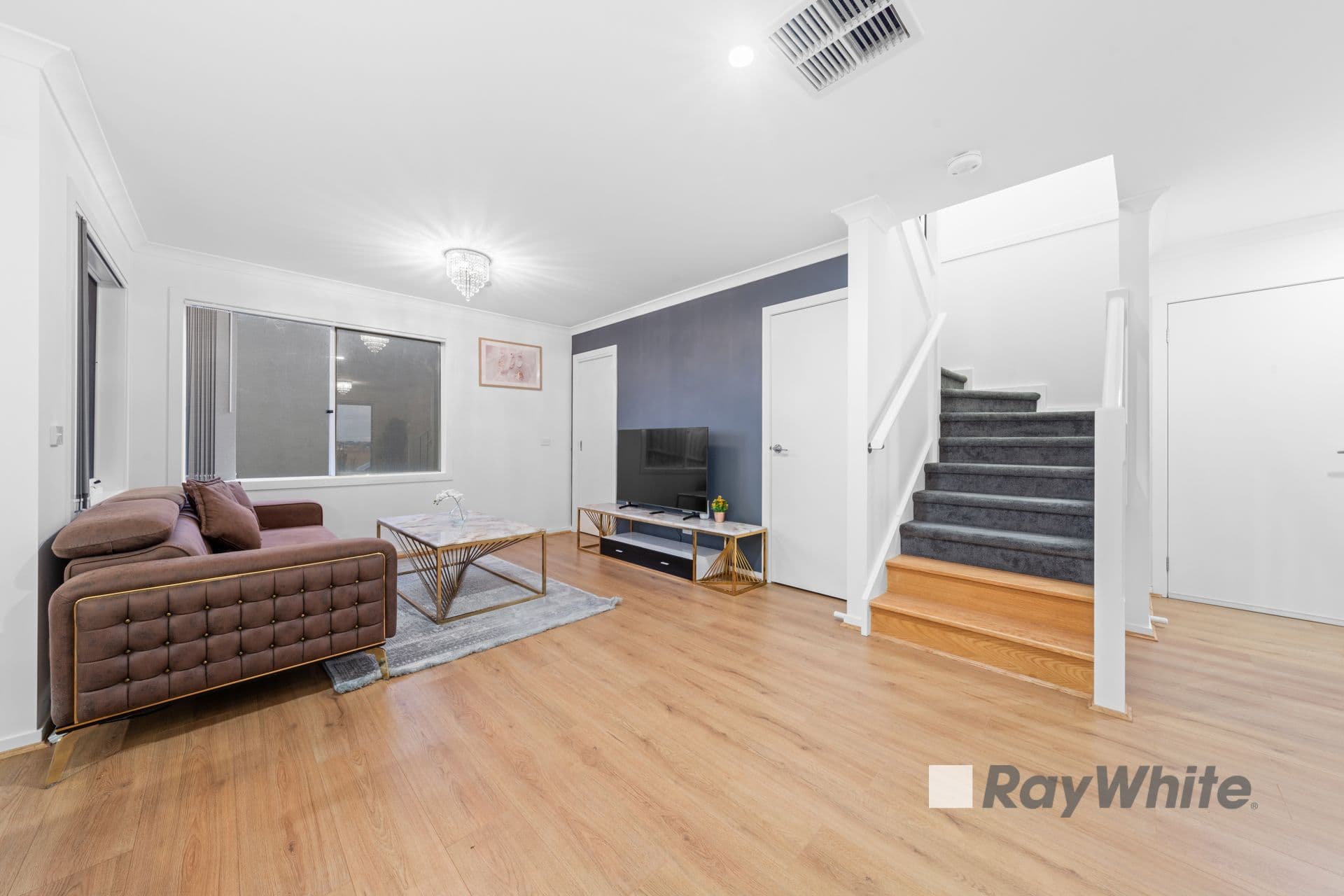 53 Plymouth Boulevard, Clyde North VIC 3978, Clyde North - Thumbnail 3